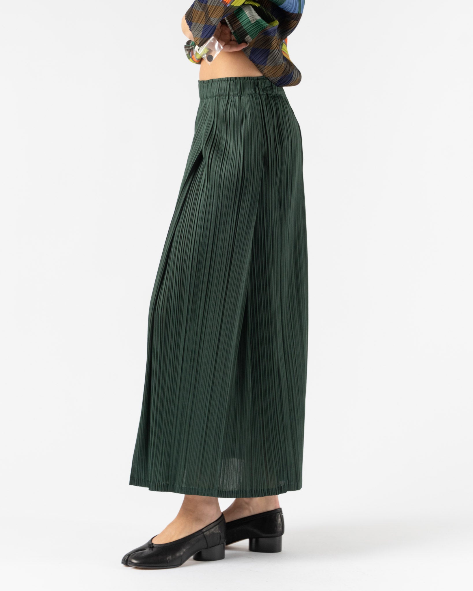Pleats Please Issey Miyake Monthly Colors December Skirt in Forest Green