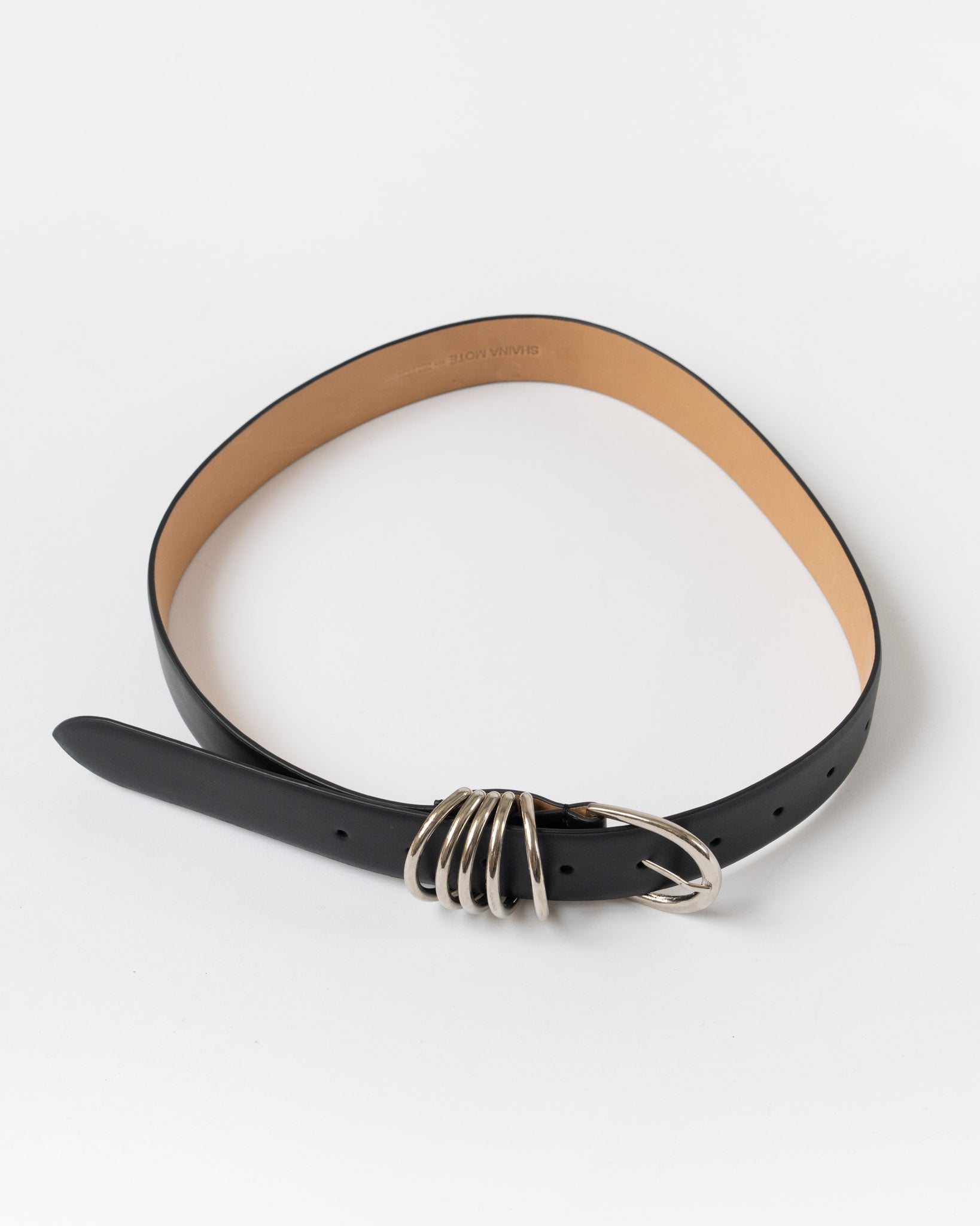 Shaina Mote Loop Belt in Onyx