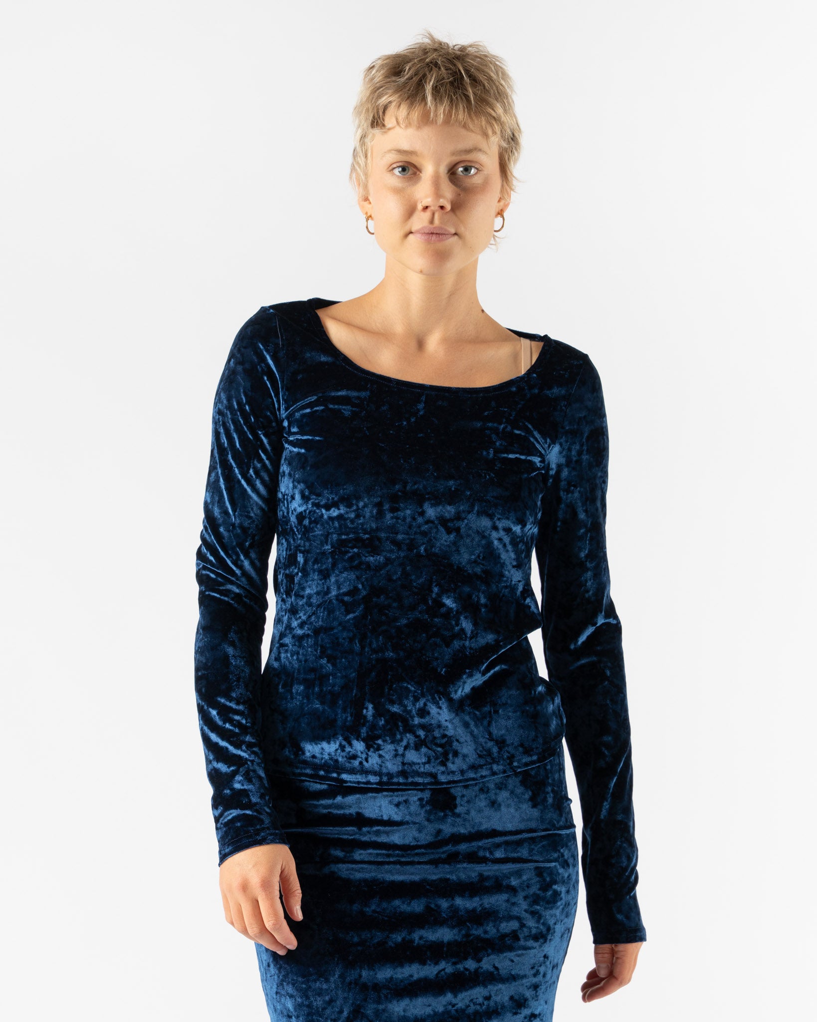 Simone Wild Velvet Basic LS Shirt in Navy Curated at Jake and Jones