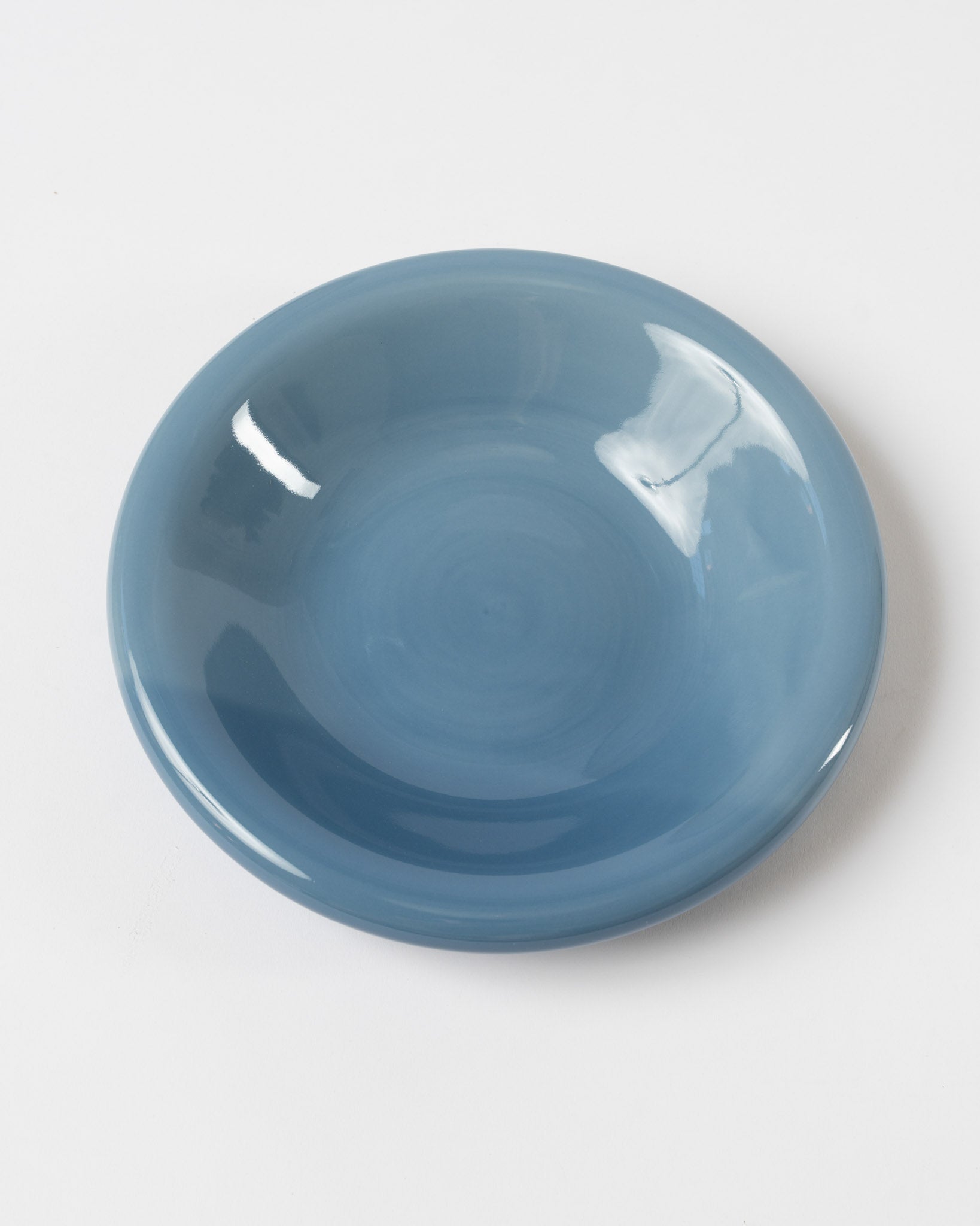 Softedge Studio Dinner Dish in Cornflower