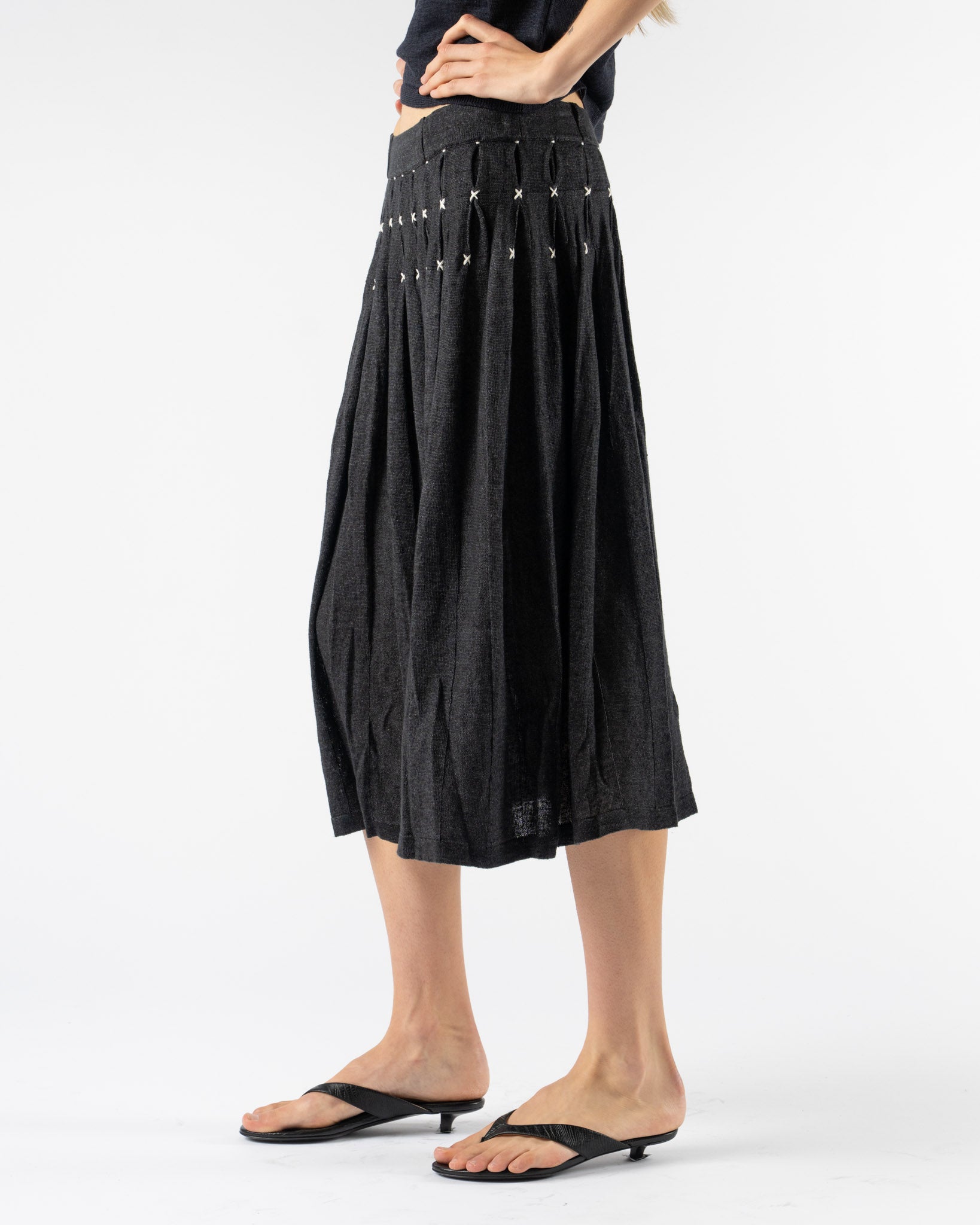 YanYan Mabo Pleated Midi Skirt in Washed Black