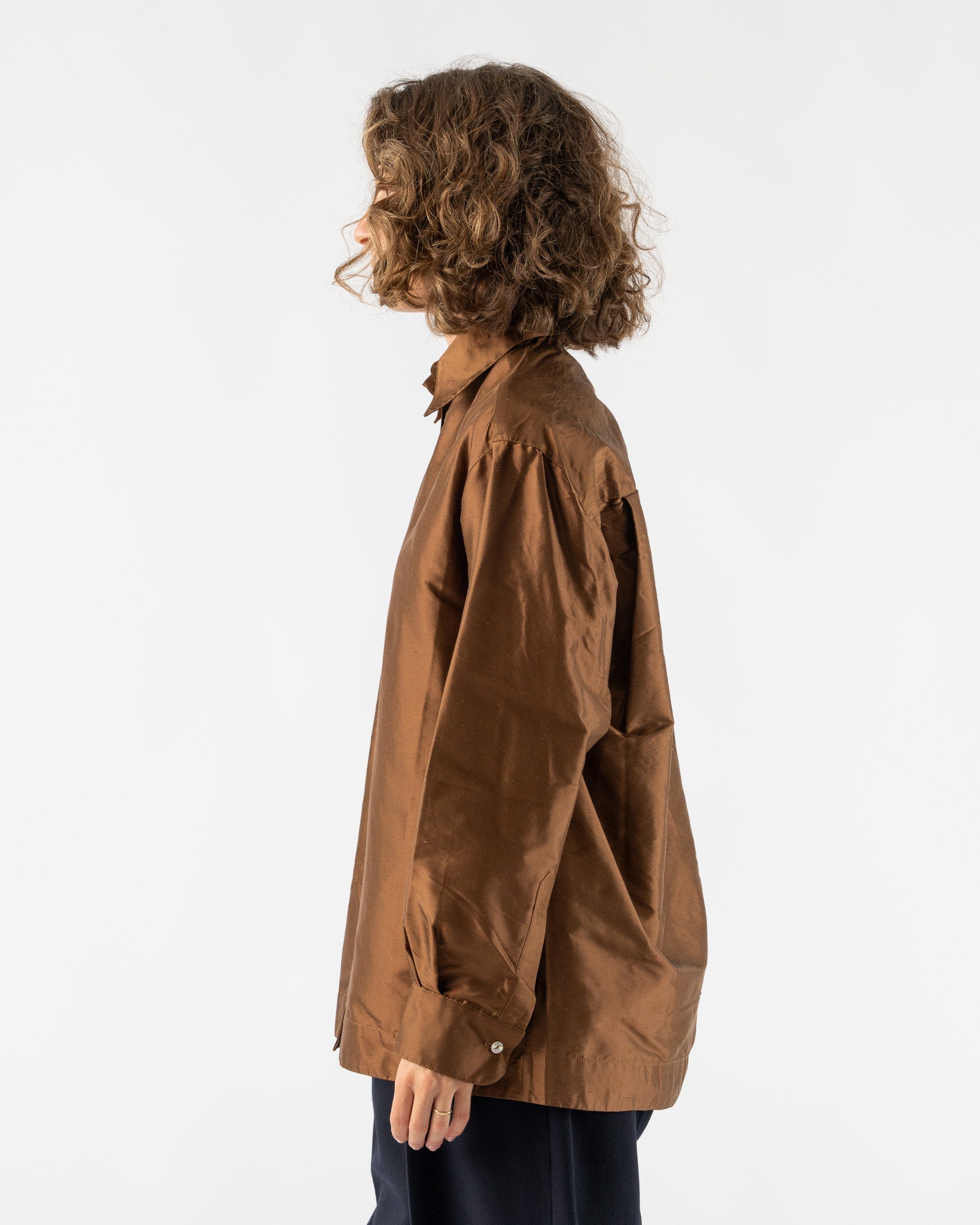 Cawley-Silk-Doupion-June-Shirt-in-Bark-Santa-Barbara-Boutique-Jake-and-Jones-Sustainable-Fashion