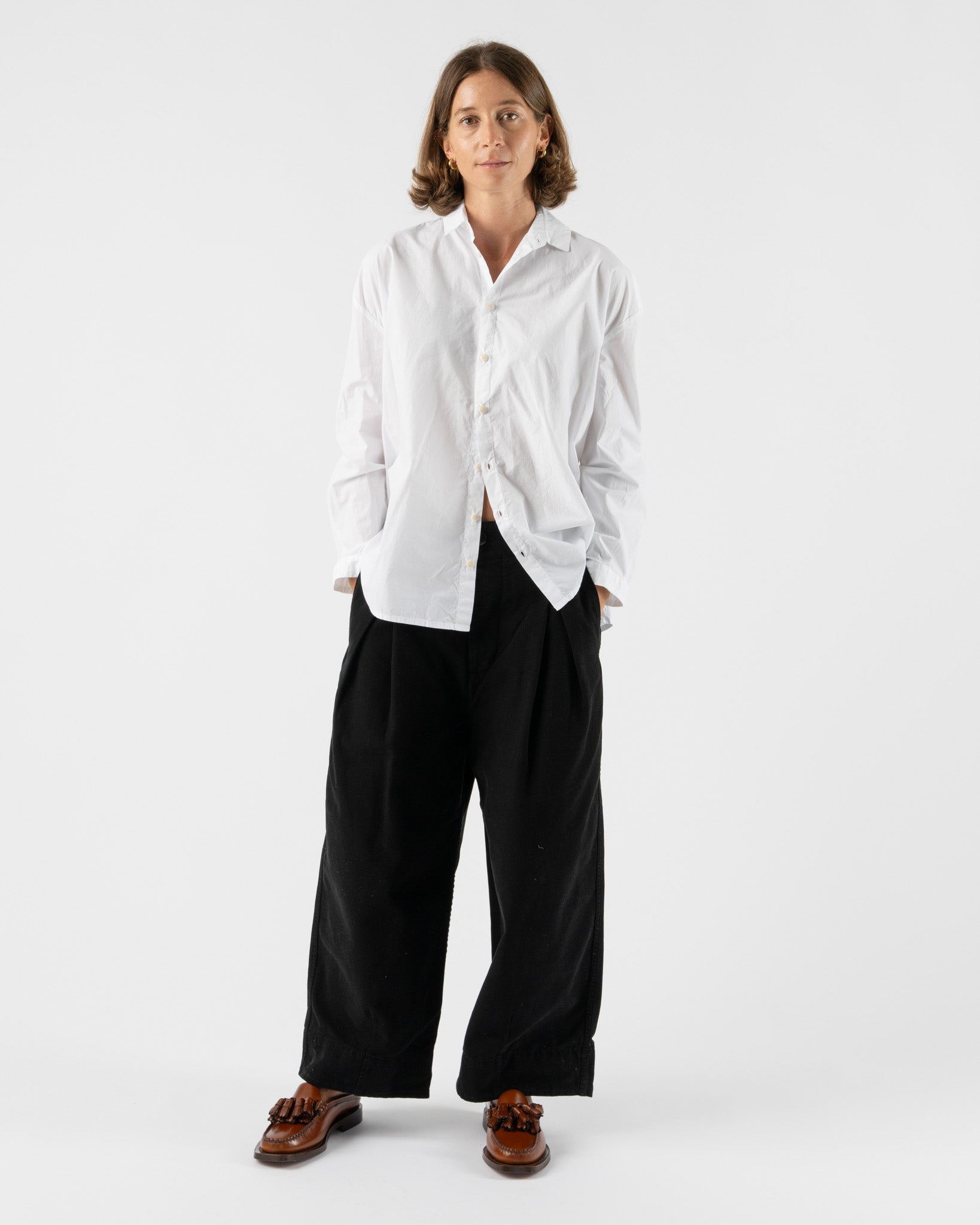 Too-Good-Draughtsman-Shirt-in-Poplin-Chalk-Santa-Barbara-Boutique-Jake-and-Jones-Sustainable-Fashion