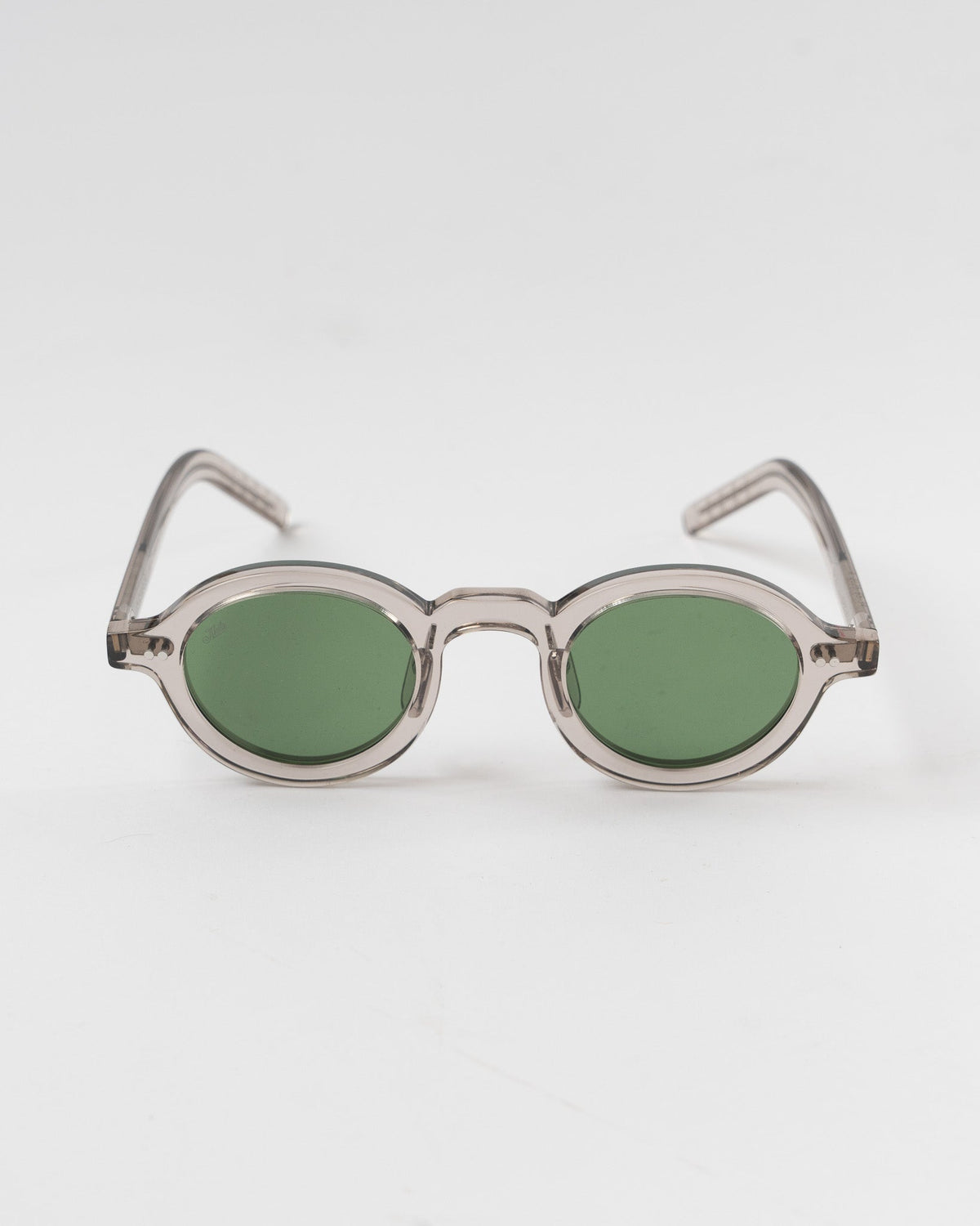 AKILA KAYA Sunglasses in Warm Grey/Green display picture 2