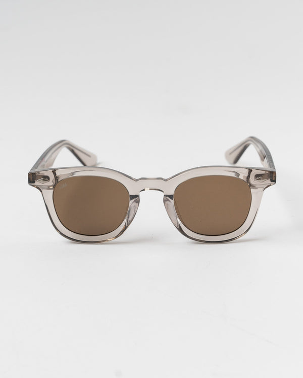 AKILA-LUNA-Sunglasses-in-Grey/Brown-Santa-Barbara-Boutique-Jake-and-Jones-Sustainable-Fashion