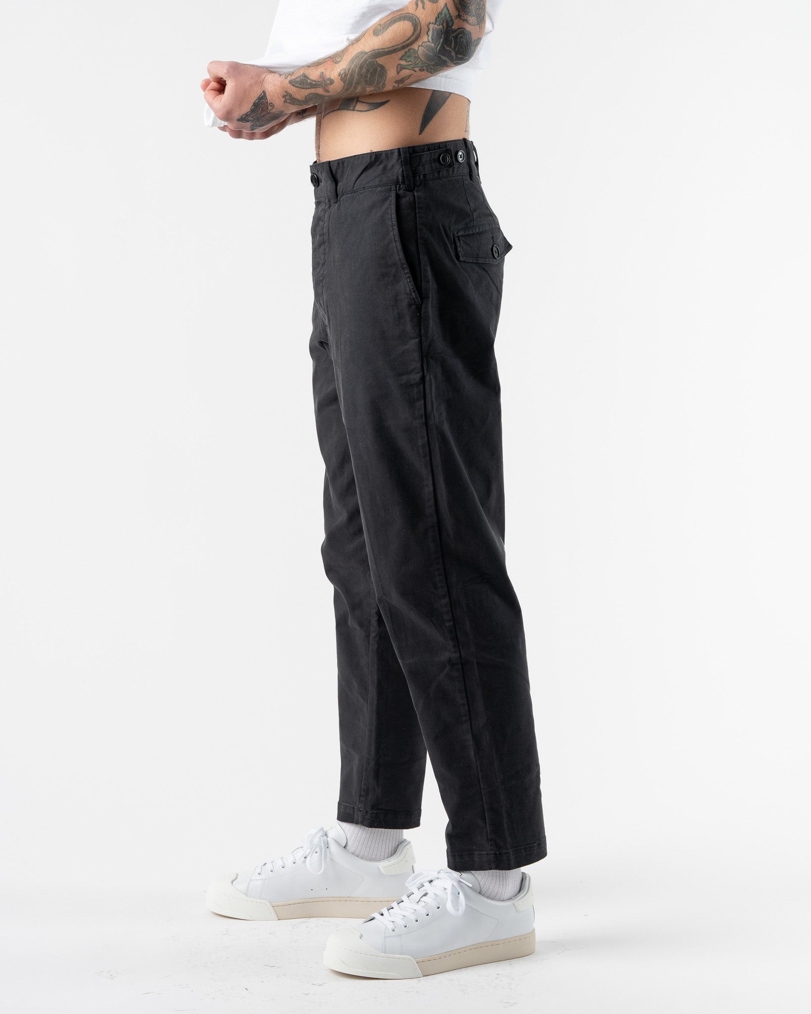 alex-mill-flat-front-pant-chino-in-black-jake-and-jones-a-santa-barbara-boutique