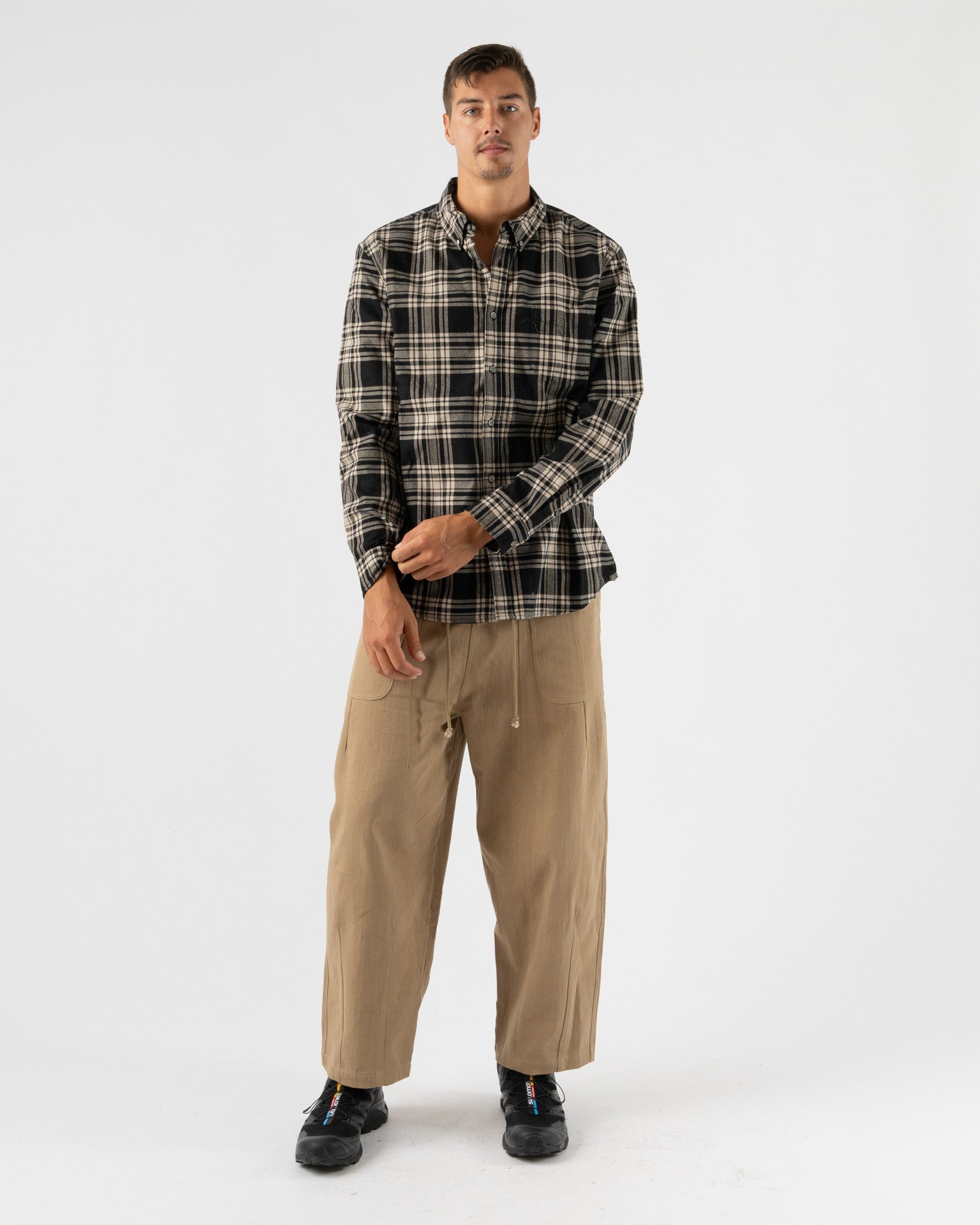Alex-Mill-Mill-Shirt-in-Black/Ivory-Tartan-Santa-Barbara-Boutique-Jake-and-Jones-Sustainable-Fashion