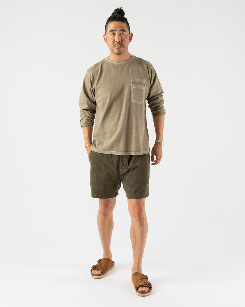 Alex-Mill-Pull-on-Short-in-Fine-Whale-Corduroy-Military-Olive-Santa-Barbara-Boutique-Jake-and-Jones-Sustainable-Fashion