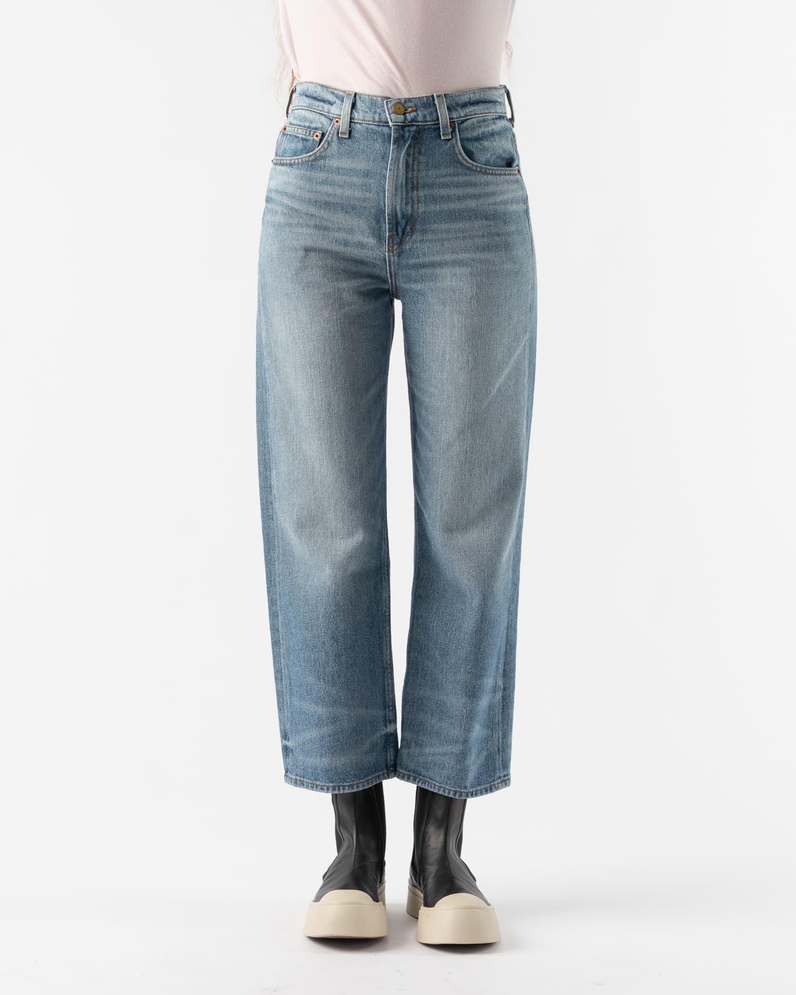 b-sides-plein-jean-in-brit-vintage-wash-fw22 -jake-and-jones-a-santa-barbara-boutique-curated-slow-fashion