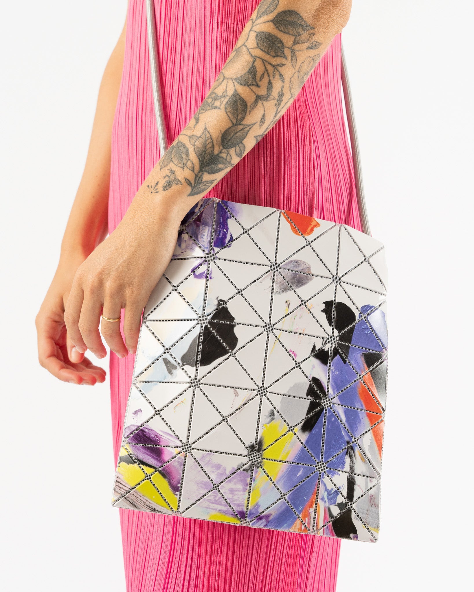 Bao-Bao-Palette-Bag-in-Light-Gray-Santa-Barbara-Boutique-Jake-and-Jones-Sustainable-Fashion