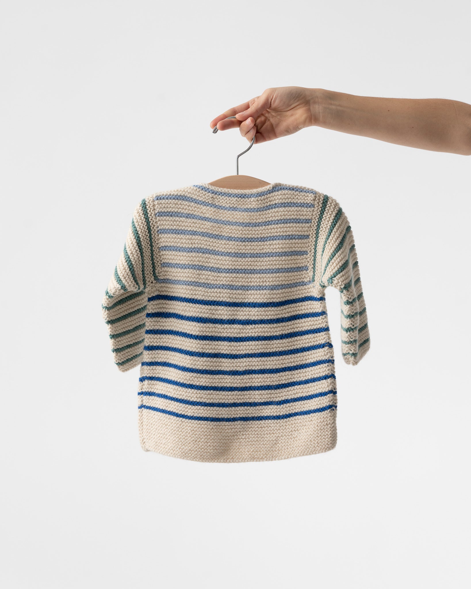 cabbages-kings-ocean-dreams-cardigan-fw22-jake-and-jones-a-santa-barbara-boutique