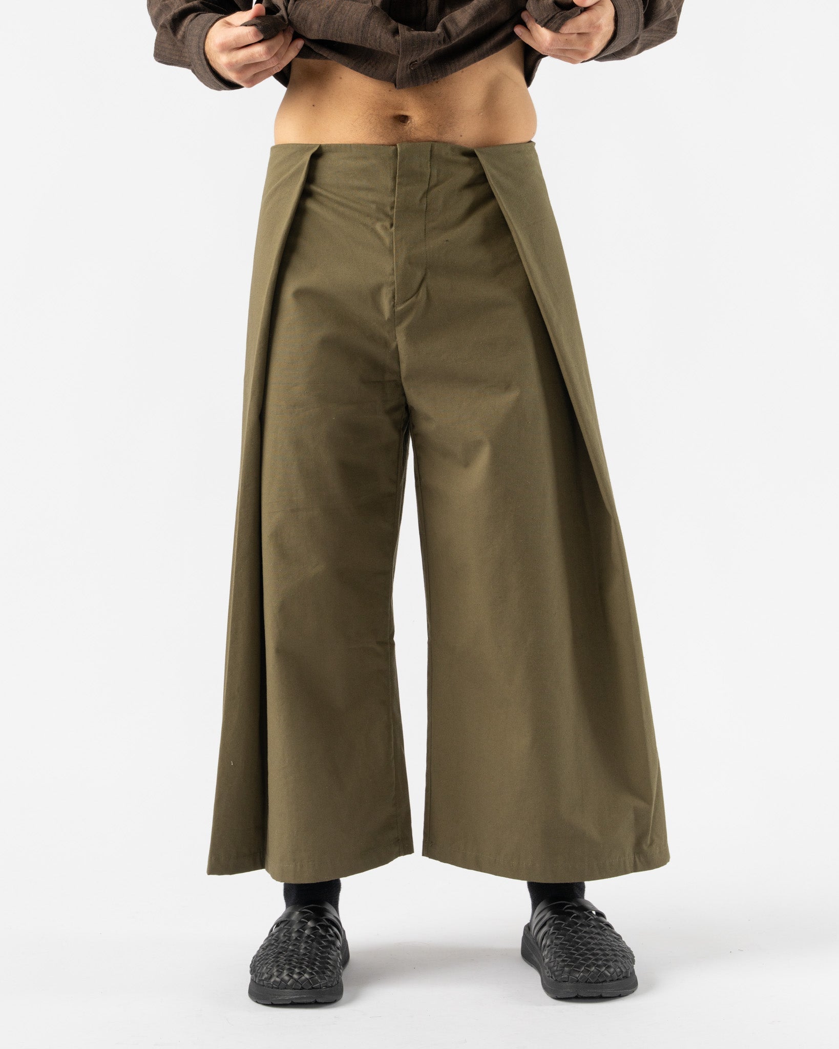 Cawley-Japanese-Silk-Cotton-Cropped-Maxwell-Trouser-in-Forest-Santa-Barbara-Boutique-Jake-and-Jones-Sustainable-Fashion