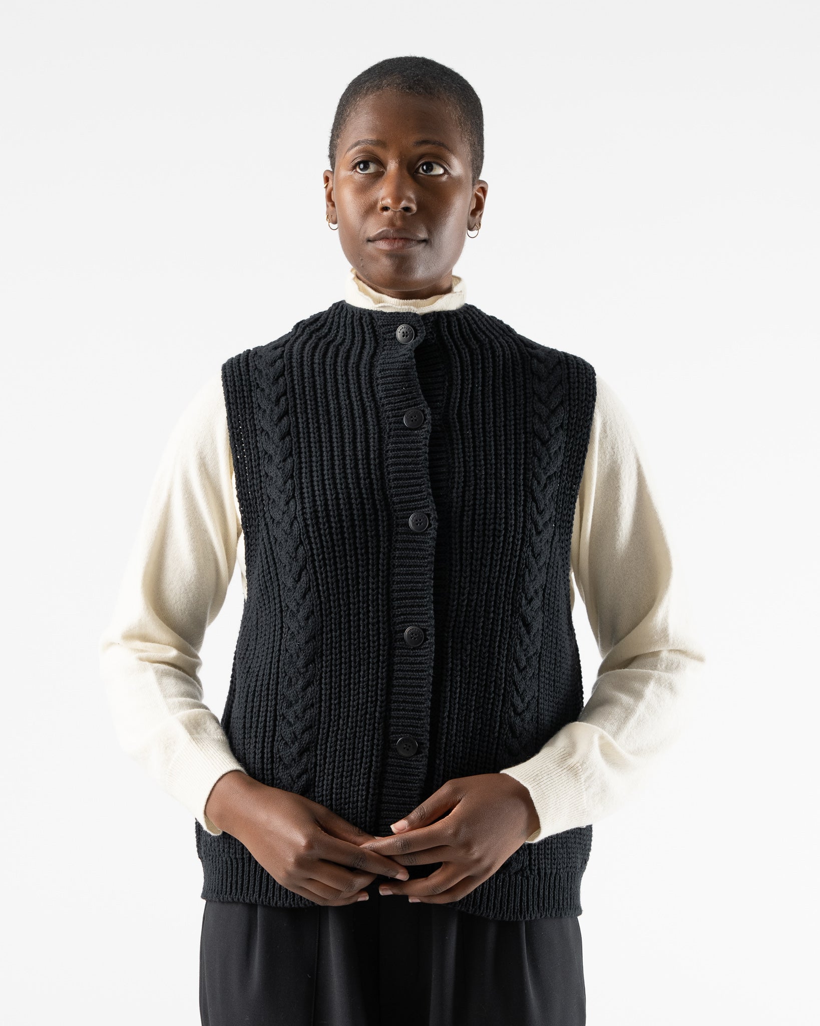 cordera-cable-knit-waistcoat-in-black-re23-jake-and-jones-a-santa-barbara-boutique