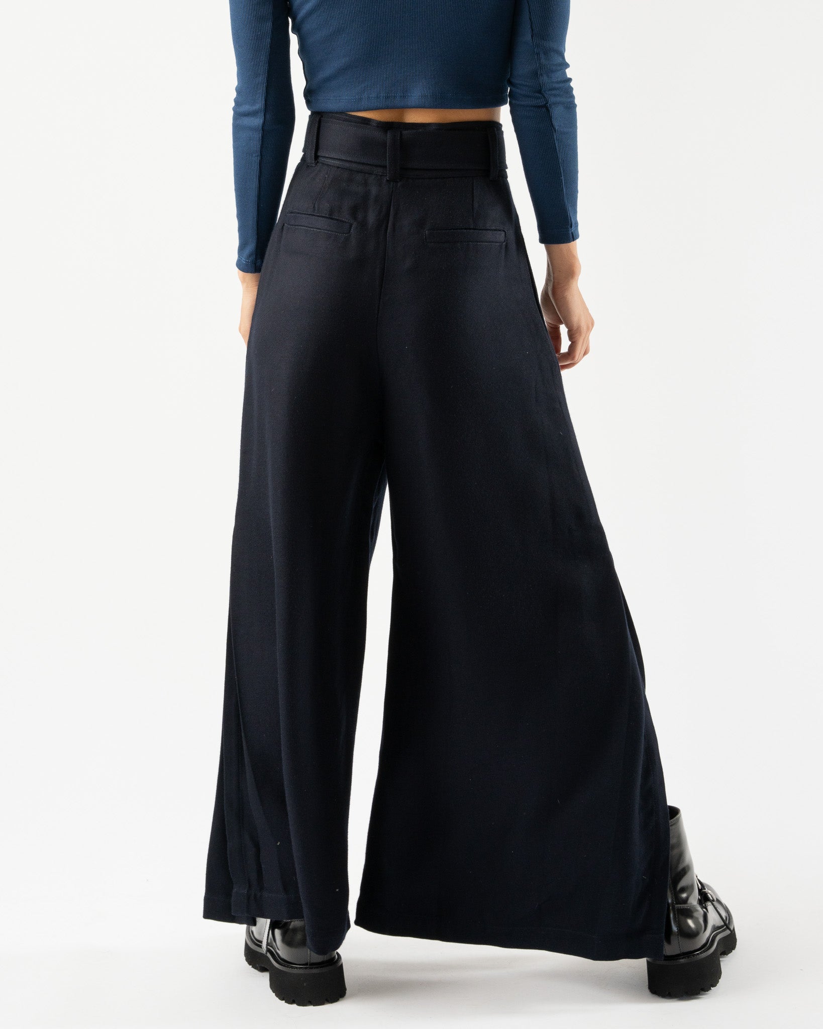 Delfina-Balda-Pipa-Pant-in-Navy-Santa-Barbara-Boutique-Jake-and-Jones-Sustainable-Fashion
