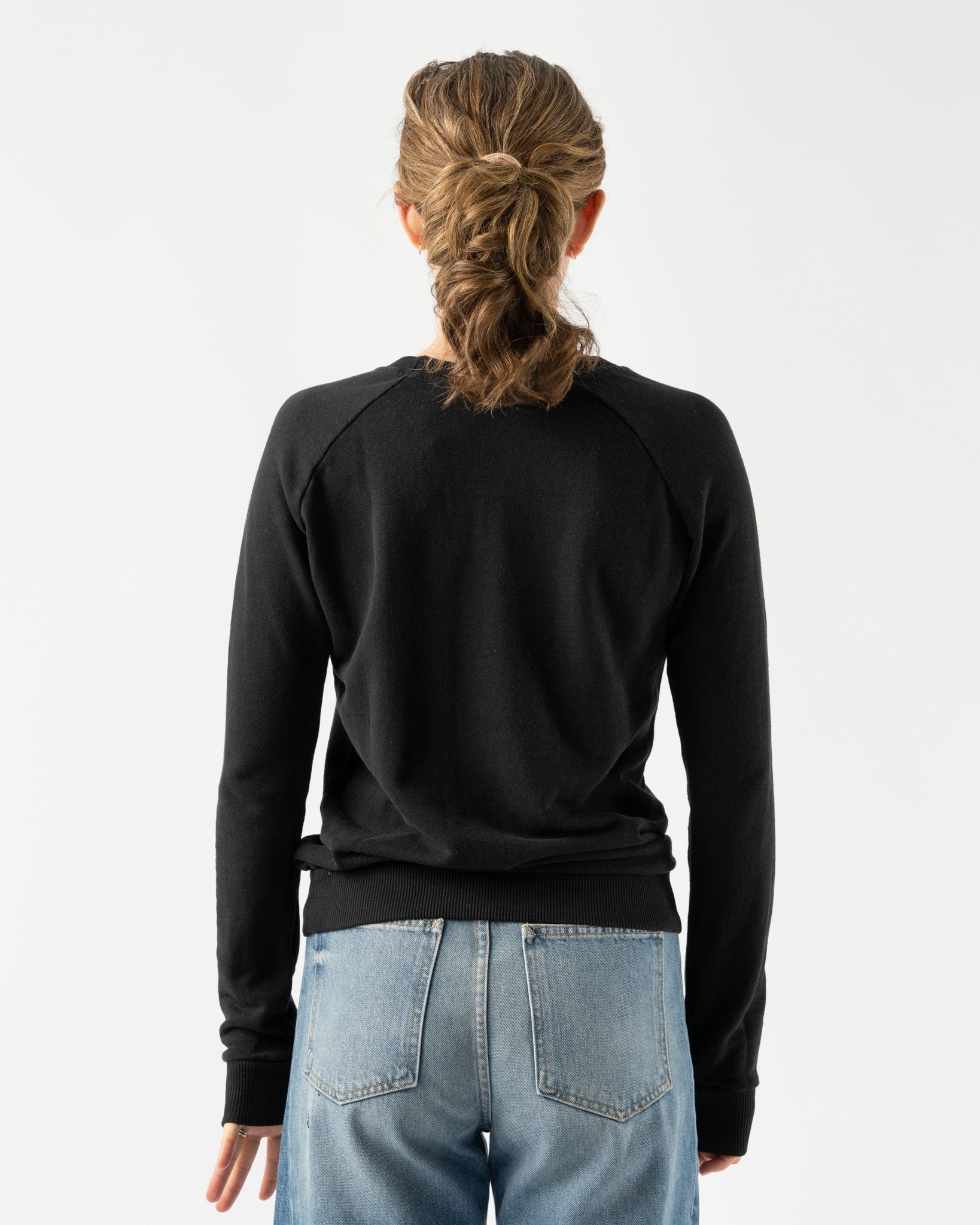 Jungmaven-Alpine-Raglan-Sweatshirt-in-Black-Santa-Barbara-Boutique-Jake-and-Jones-Sustainable-Fashion