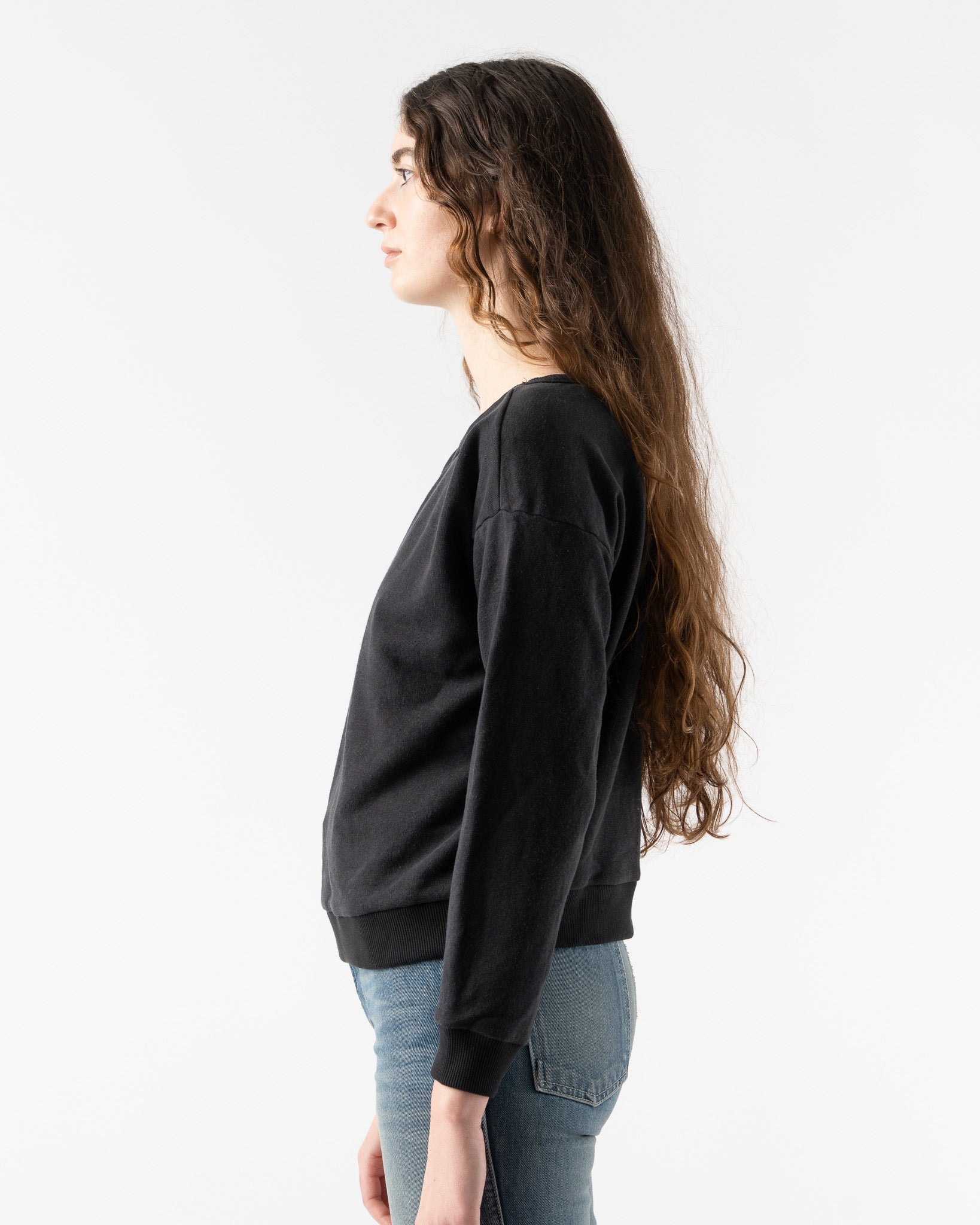 jungmaven-crux-cropped-sweatshirt-in-black-jake-and-jones-a-santa-barbara-boutique-sustainable-fashion-hemp