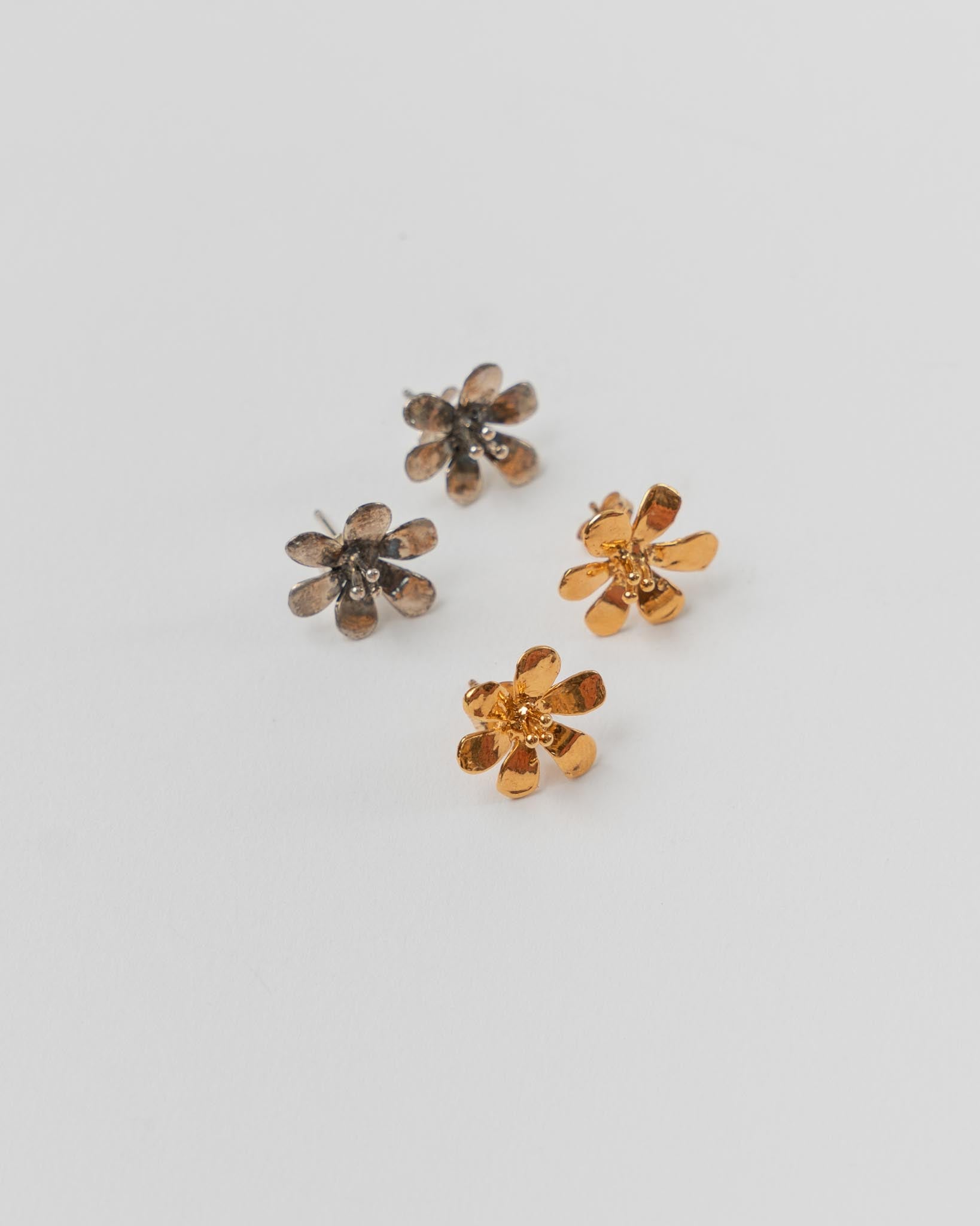Mondo-Mondo-Clivia-18K-Studs-Jake-and-Jones-Santa-Barbara-Boutique-Curated-Designer-Fashion
