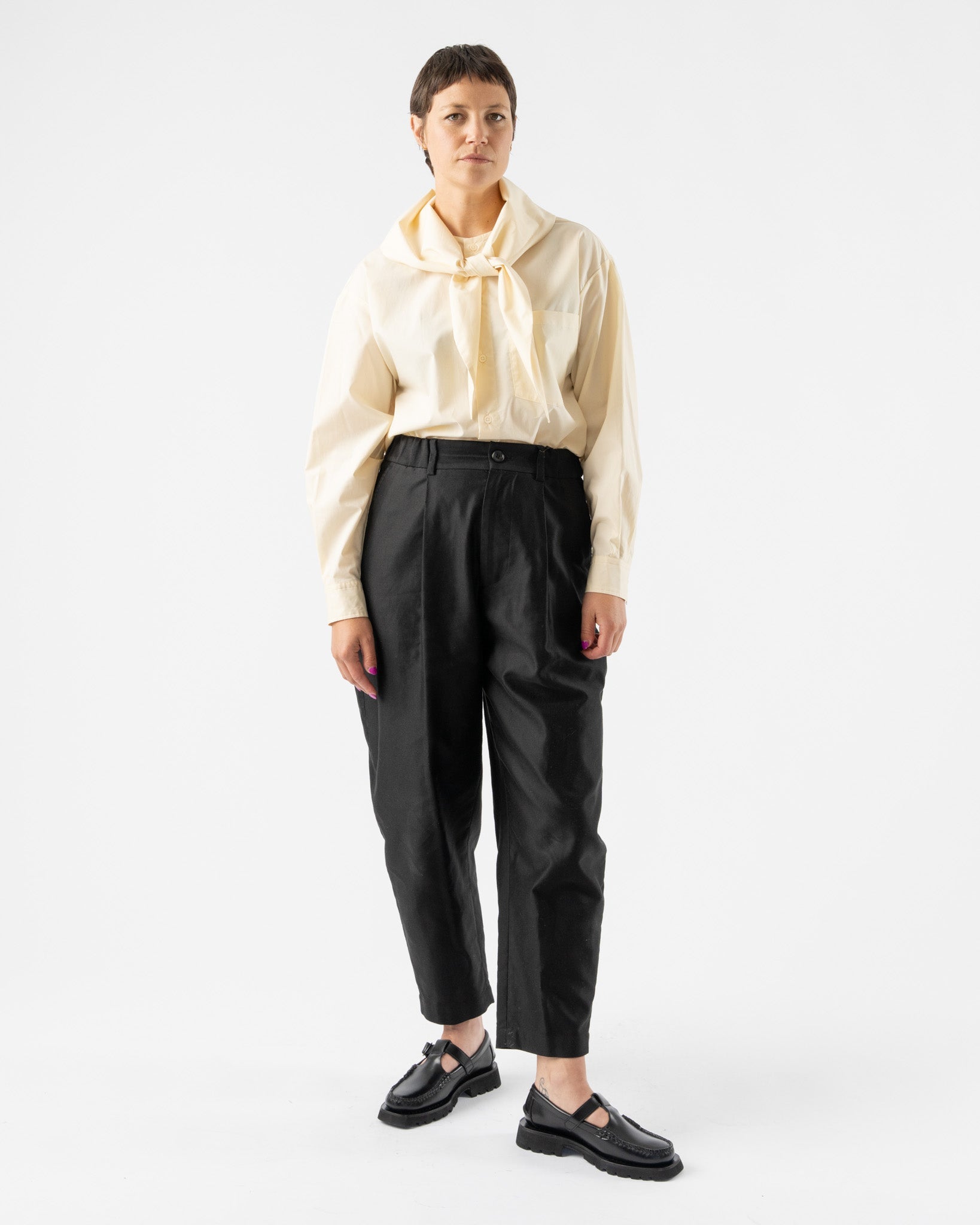nicholson-&-nicholson-Unison-Poplin-Shirt-in-Yellow-Santa-Barbara-Boutique-Jake-and-Jones-Sustainable-Fashion