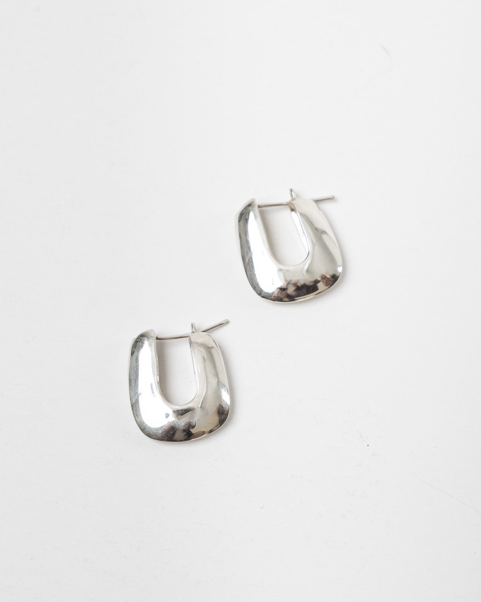 Quarry-Larson-Earring-in-Silver-jake-and-jones-santa-barbara-boutique-curated-slow-fashion