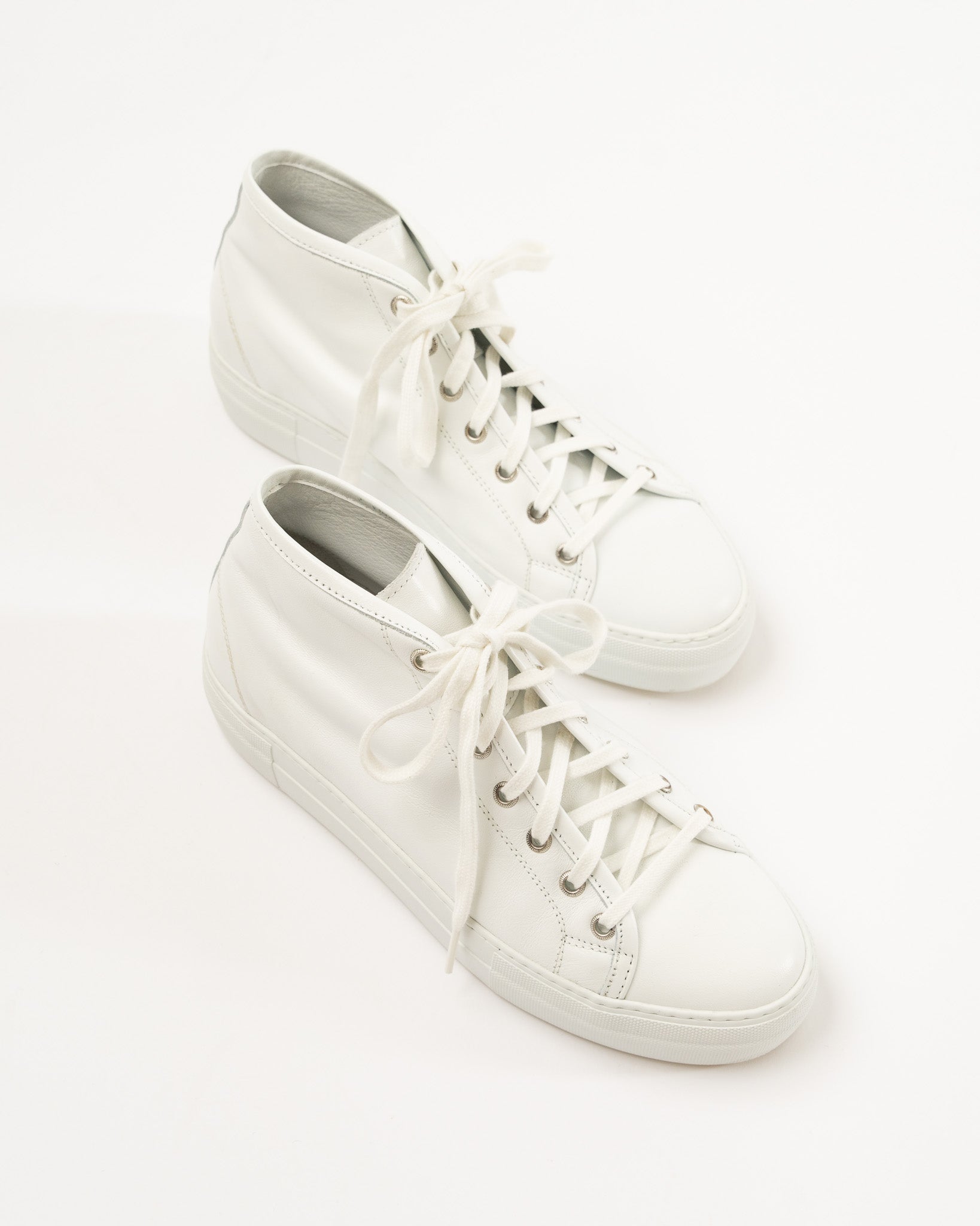 Sofie-DHoore-Forever-Platform-Hi-Top-Sneaker-in-Leather-White-Santa-Barbara-Boutique-Jake-and-Jones-Sustainable-Fashion