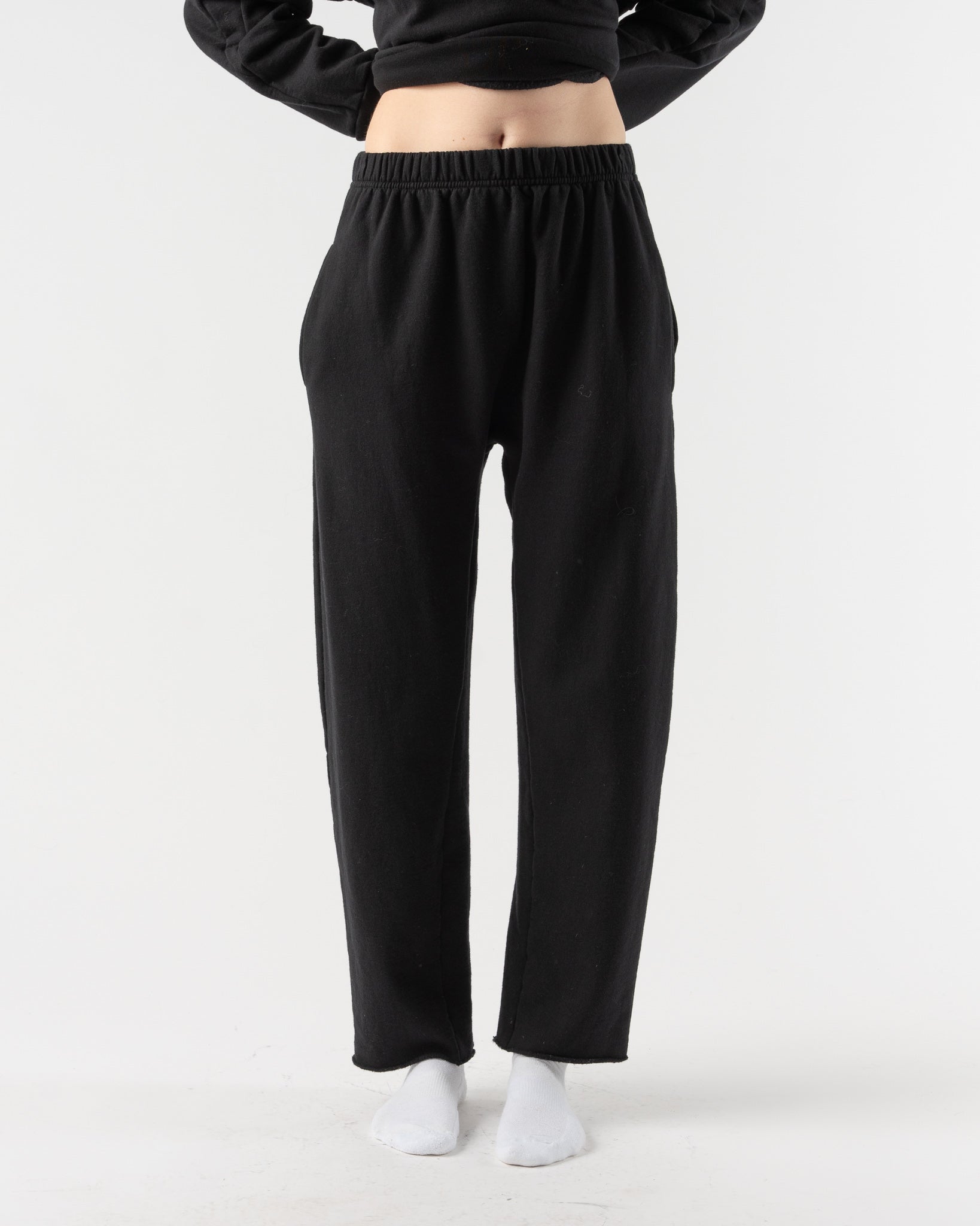 wol-hide-easy-sweatpant-in-black-fw22-jake-and-jones-a-santa-barbara-boutique-curated-slow-fashion