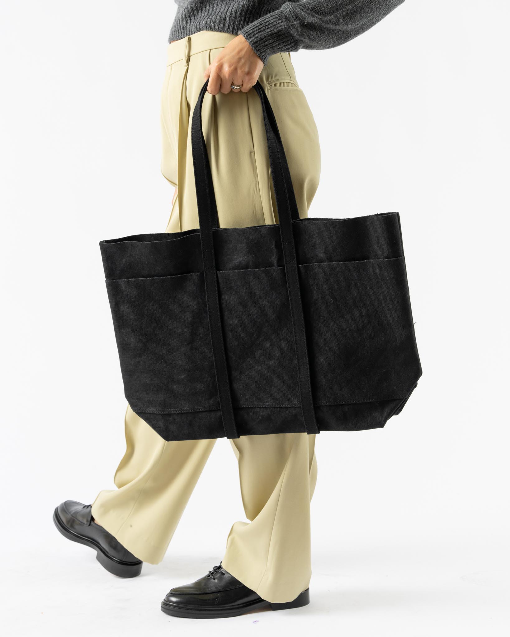 Amiacalva Washed Canvas 6 Pockets Tote M in Black Curated at