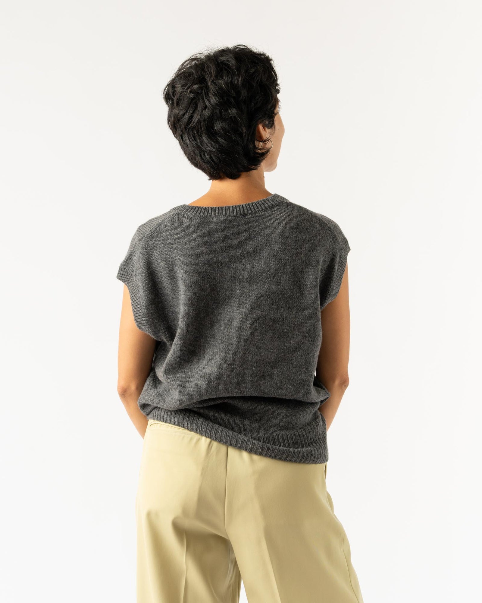 AURALEE SUPER FINE WOOL RIB KNIT ZIP VEST | STRATO BLOG