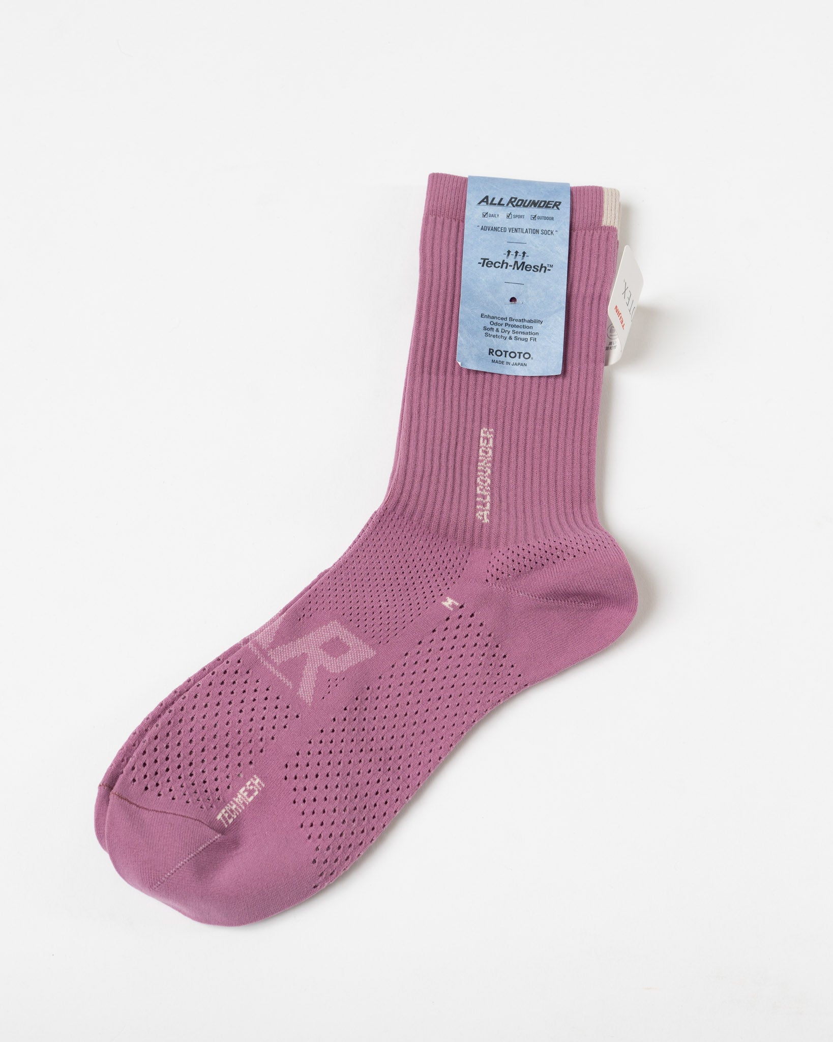 ROTOTO 1593 Ribbed Crew Socks in Lotus Pink