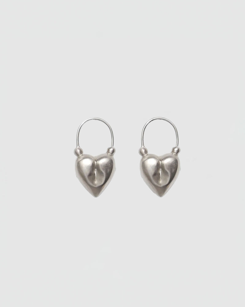 67Jewelry Heart Earrings