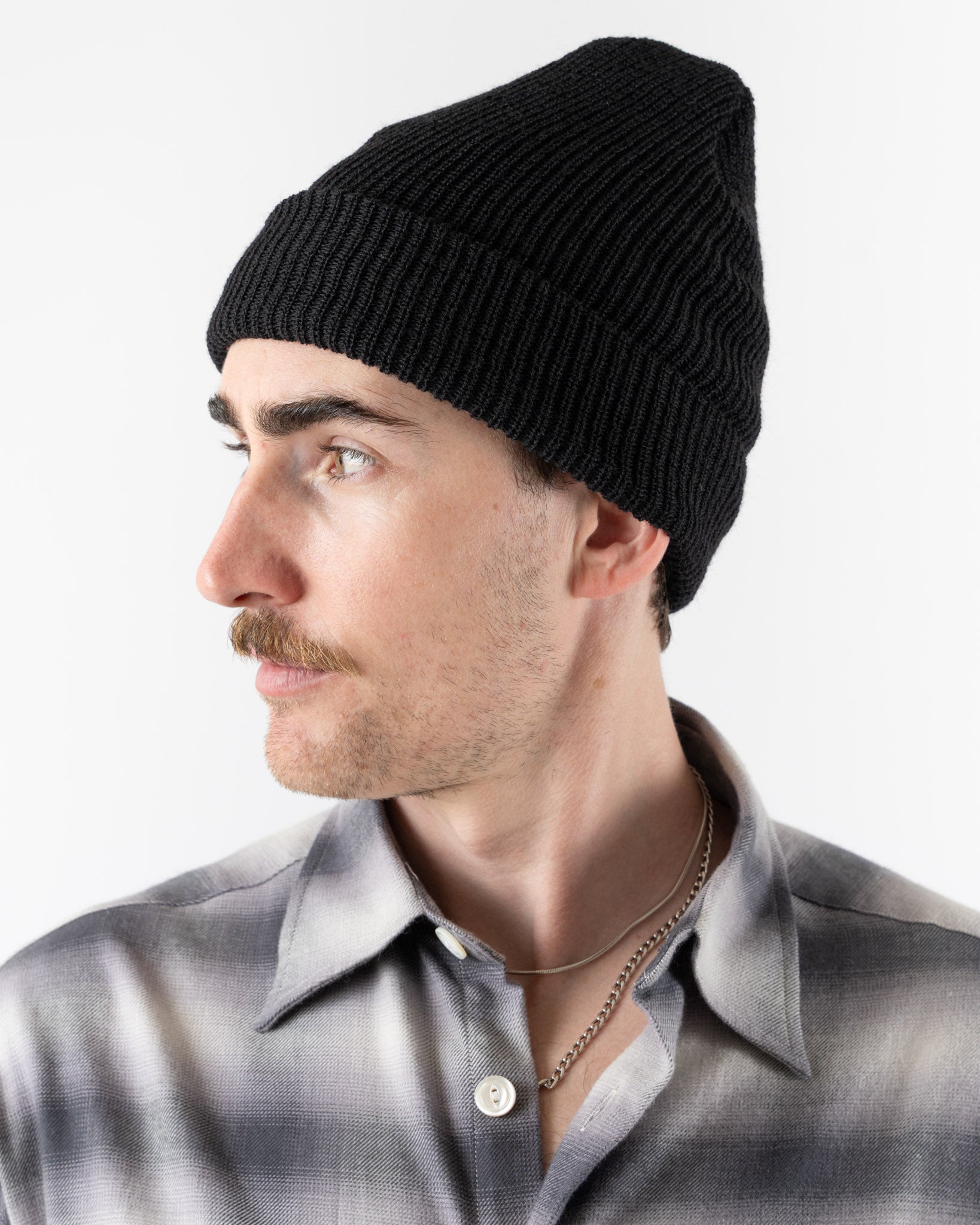 Aaron Levine Knit Beanie in Black