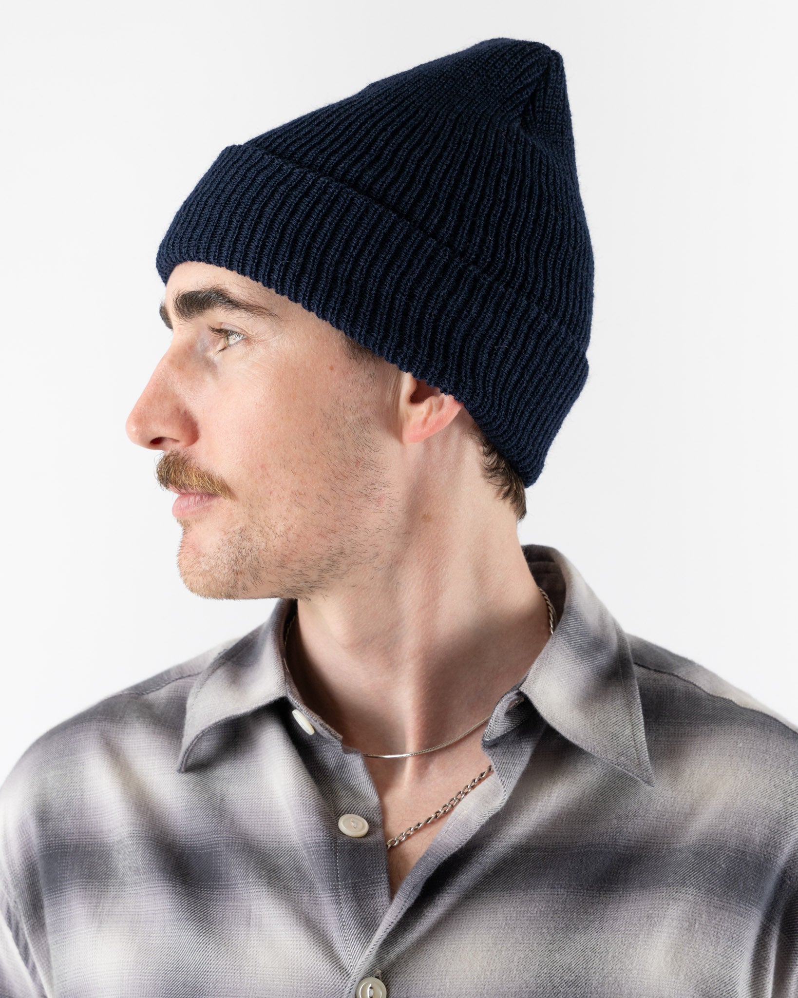 Aaron Levine Knit Beanie in Navy
