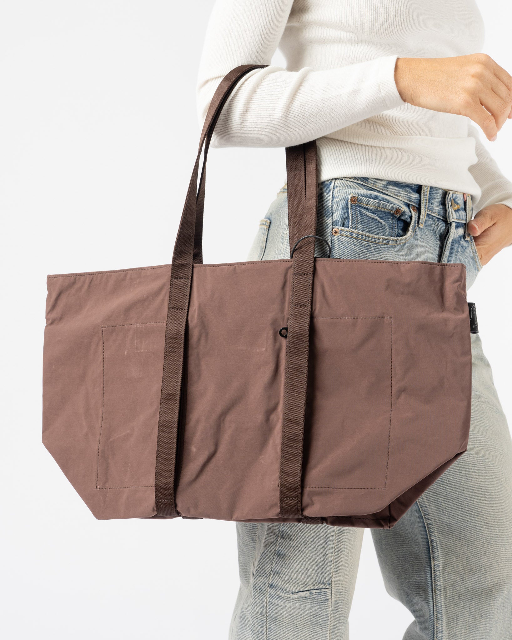 Amiacalva Split Yarn Tote in Bordeaux Brown