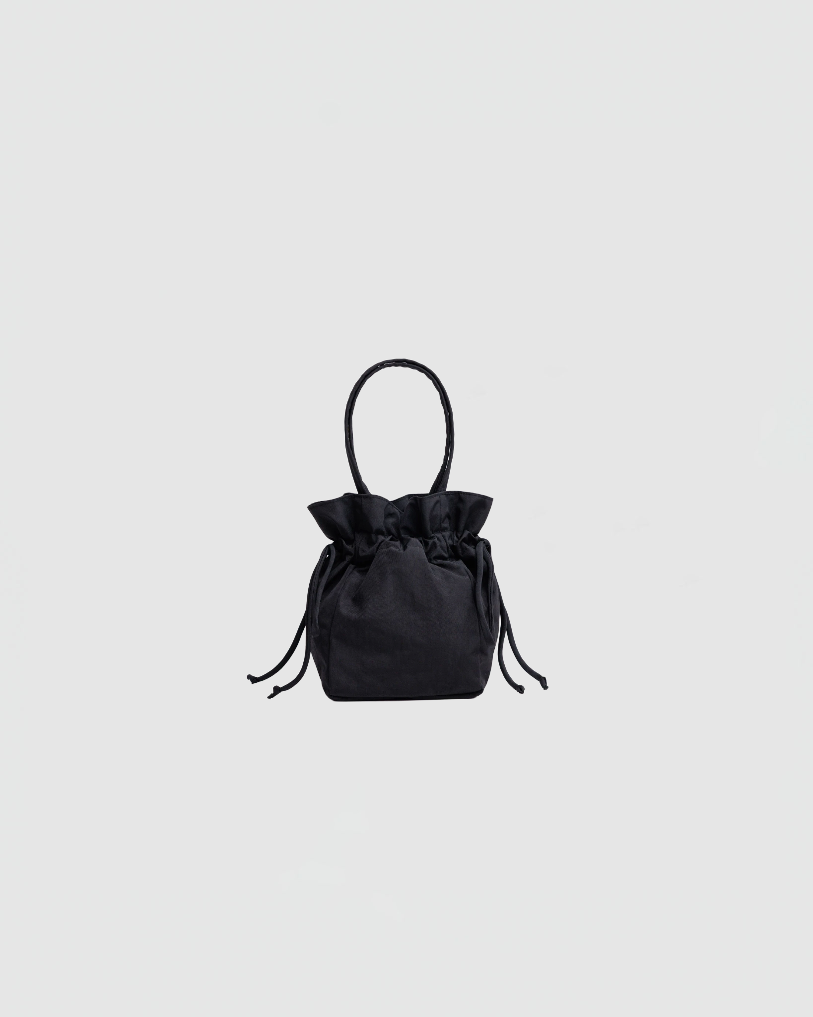 Baggu Nylon Drawstring Bag in Black