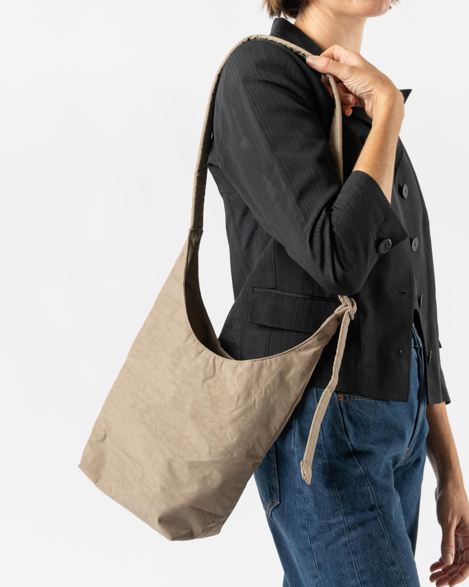 新品 正規品!!  in Sling Nylon Small Baggu Dove Jones and Jake at Curated バッグ