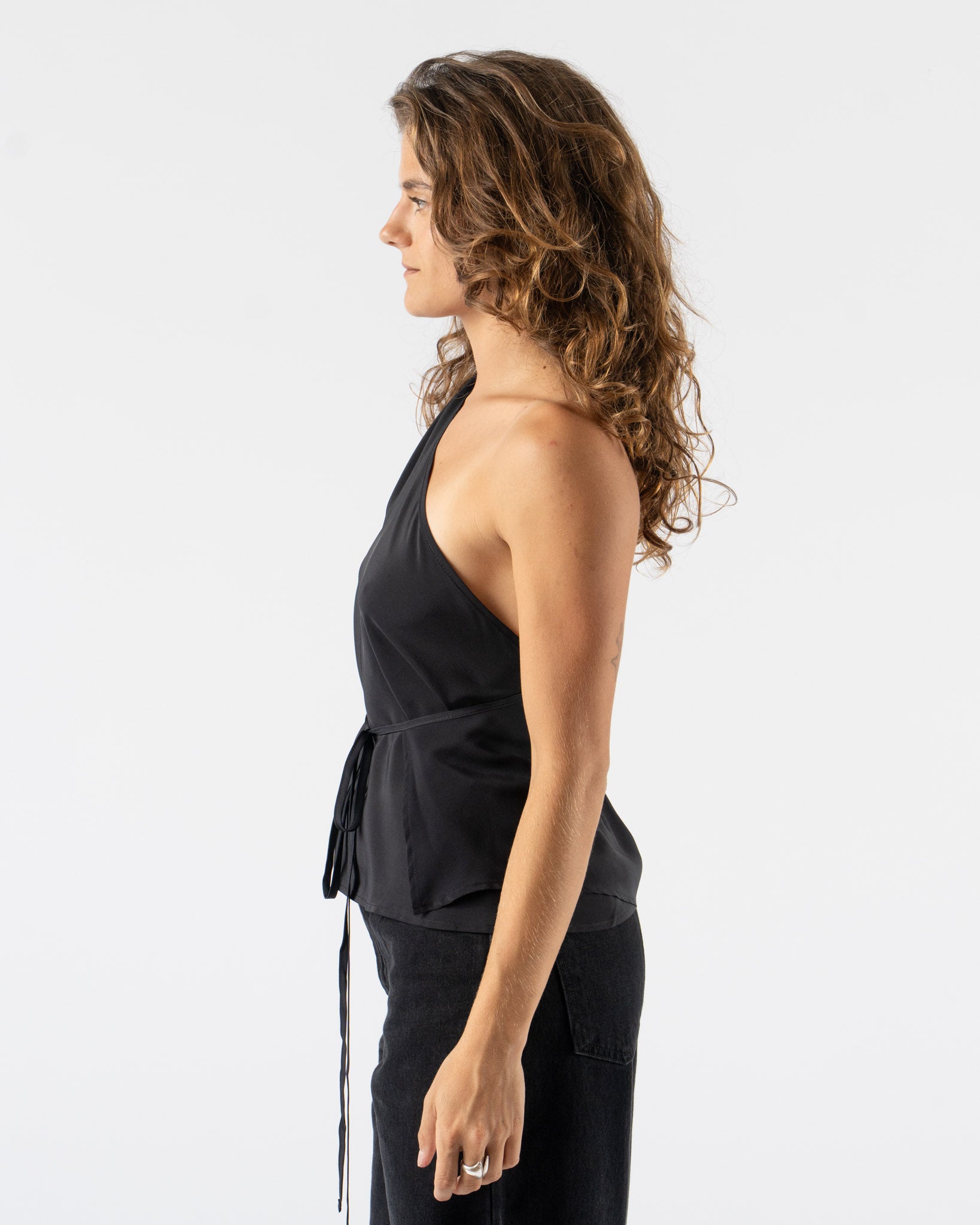 Baserange View Top in Black