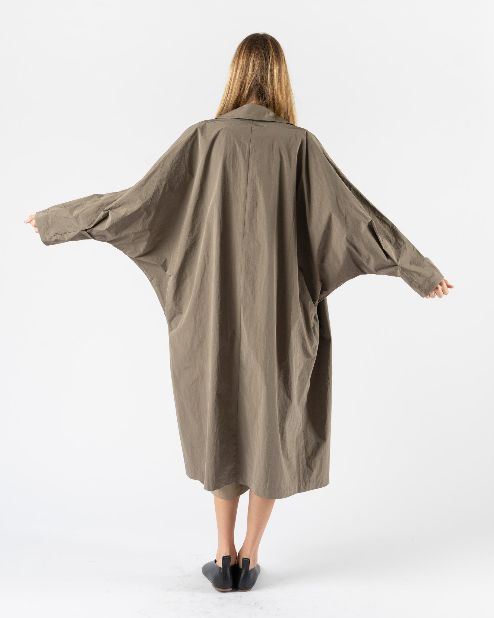 Cordera Batwing Trench in Vetiver