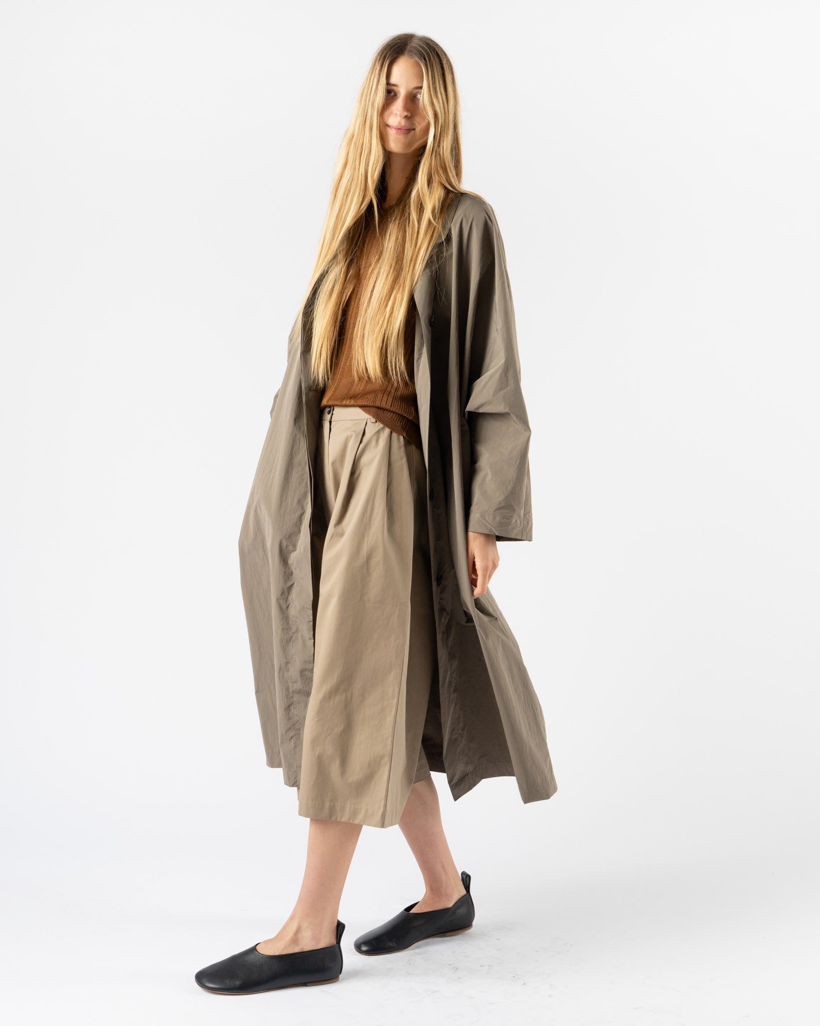 Cordera Batwing Trench in Vetiver