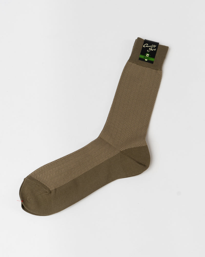 Beams Plus Herringbone Socks in Olive featuring classic herringbone knit pattern and comfortable stretch fit