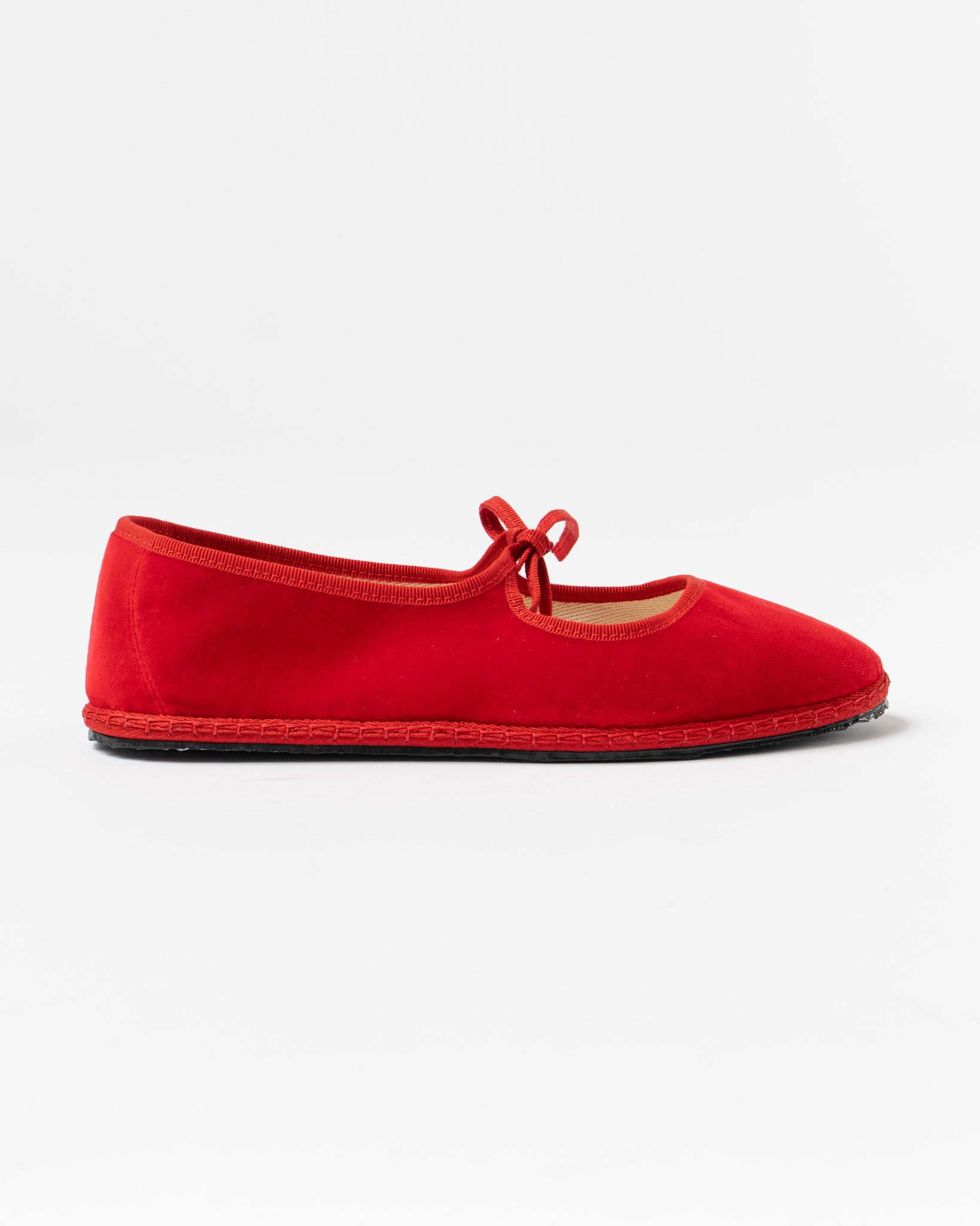 Vibi Venezia Brigitte Velvet in Rosso