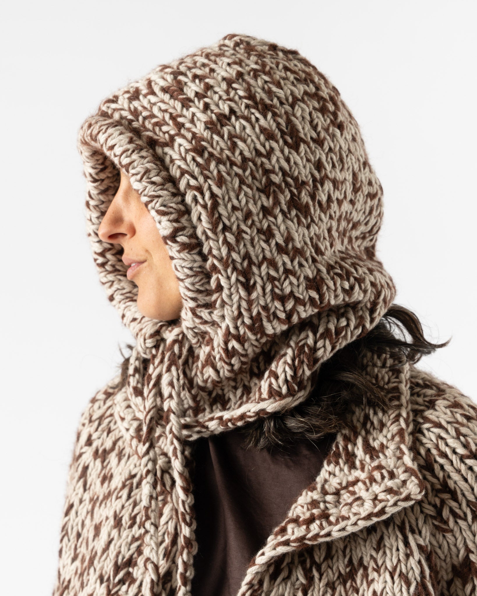 CASEY CASEY Wool Hood in Brown