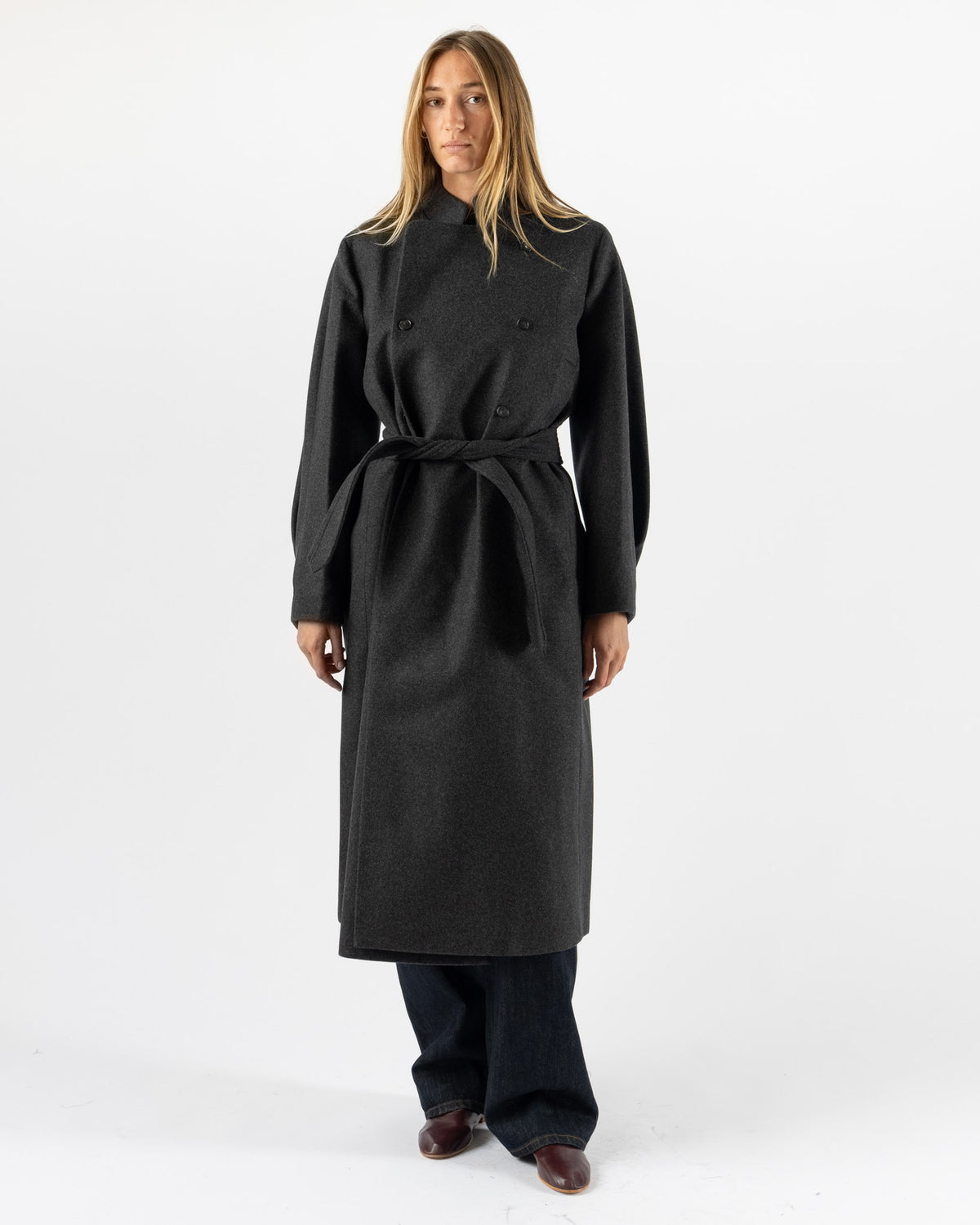 Cordera Virgin Wool Long Coat in Anthracite