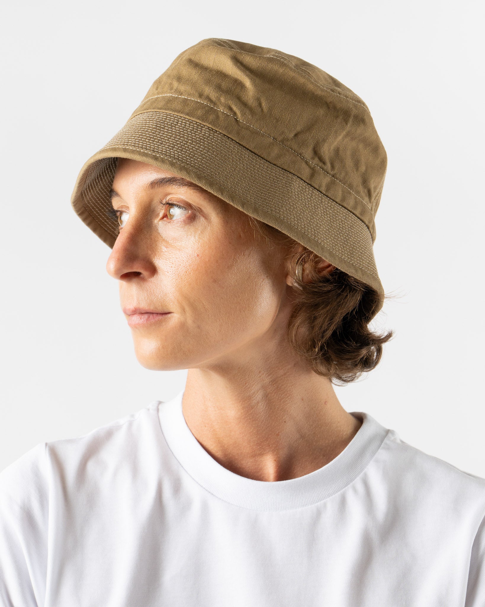 Câbleami Organic Cotton Herringbone Bucket Hat in Beige