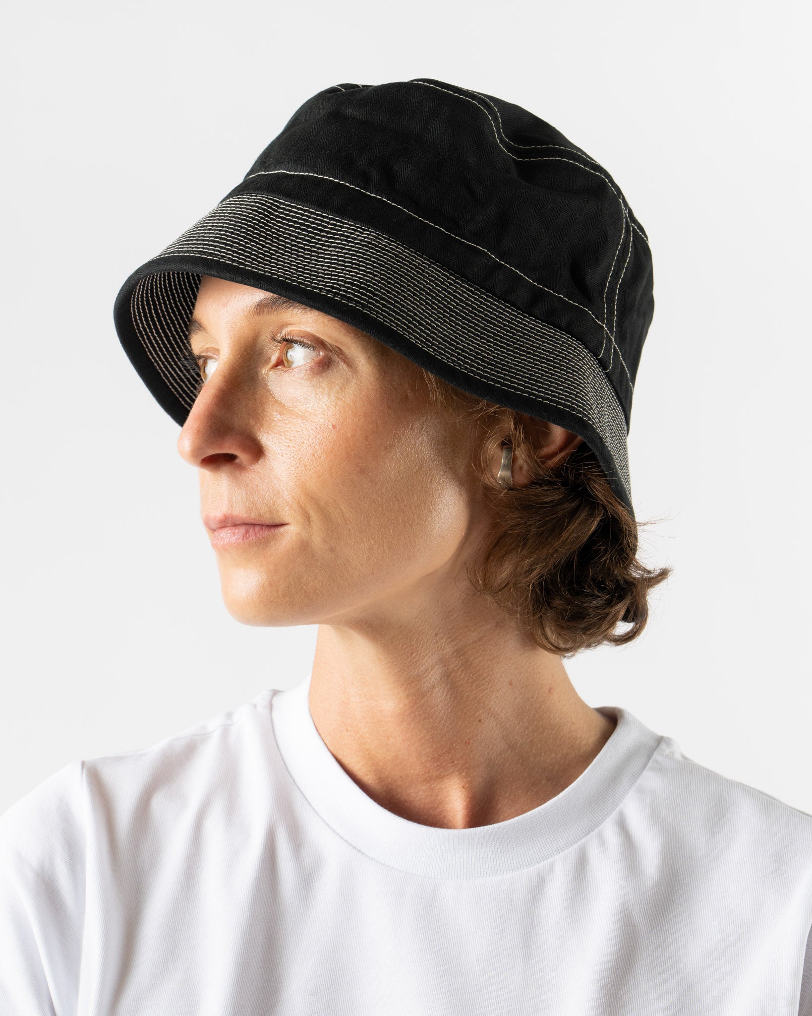 Câbleami Organic Cotton Herringbone Bucket Hat in Black