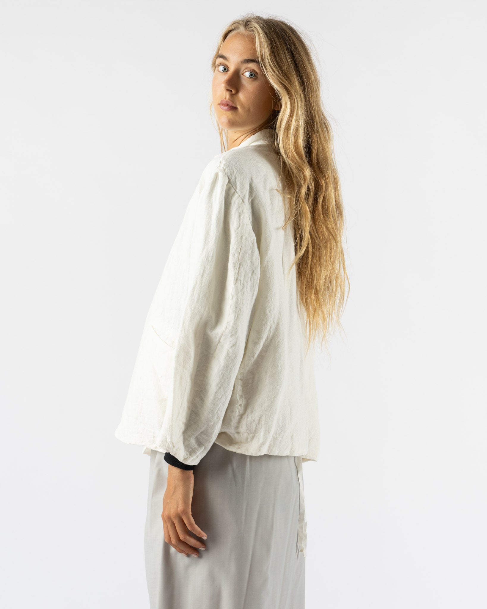 Quitan Buttonless Weird Jacket in White