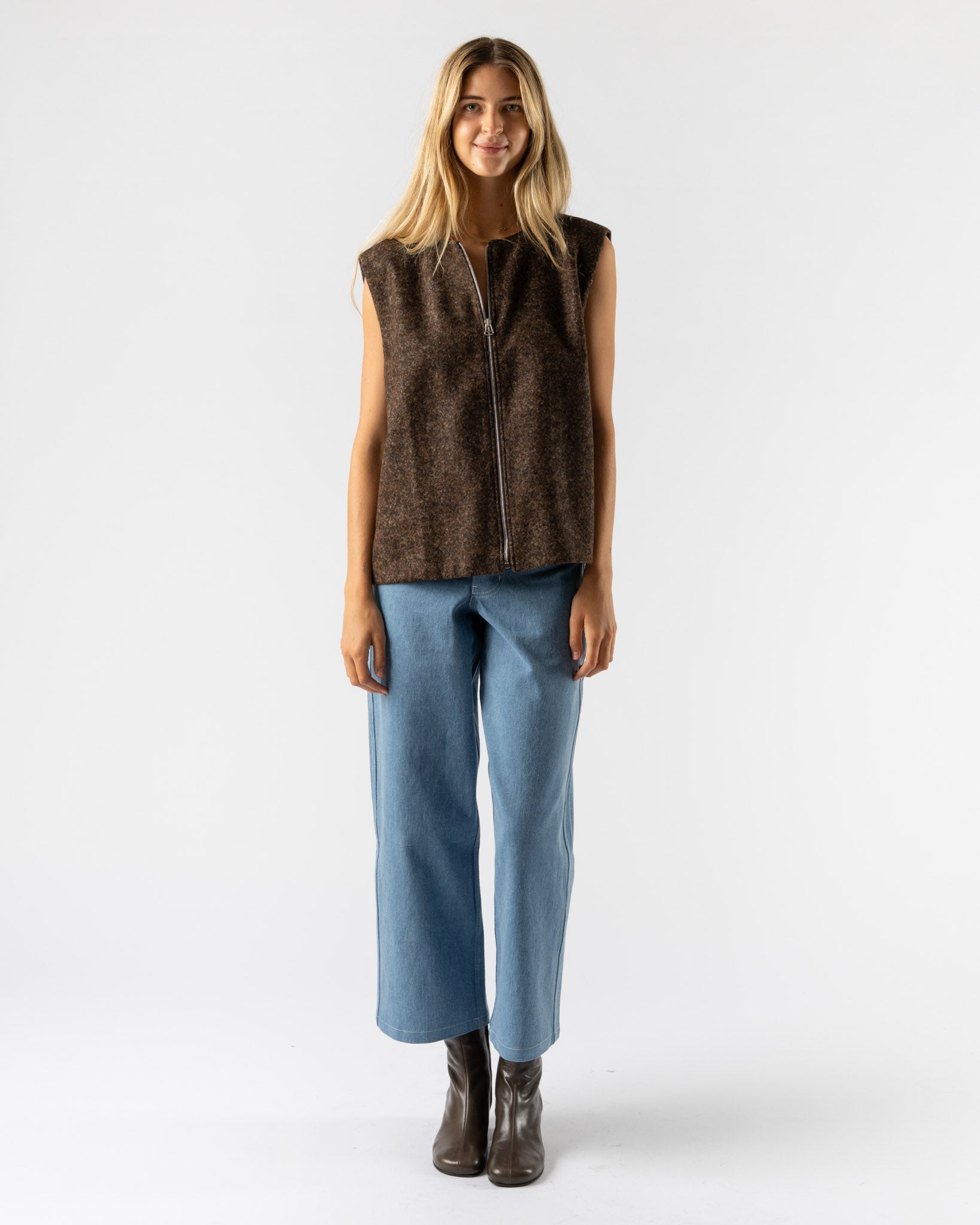 Colbo Zip Vest in Speckled Brown