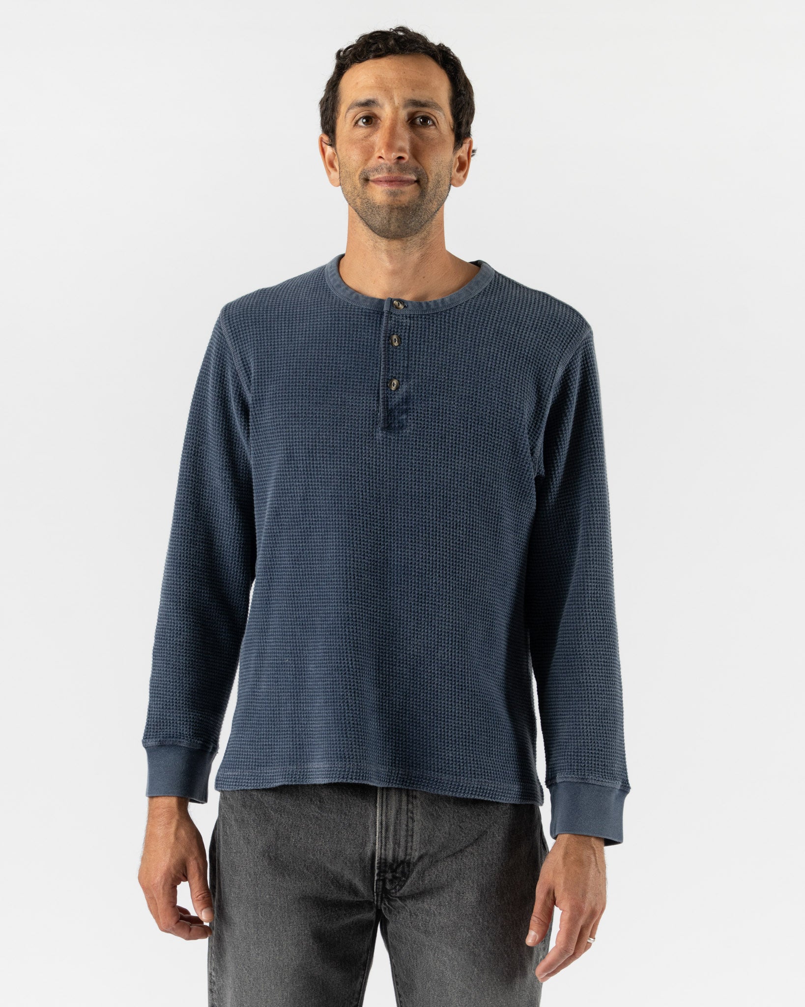 Corridor Waffle Henley in Navy