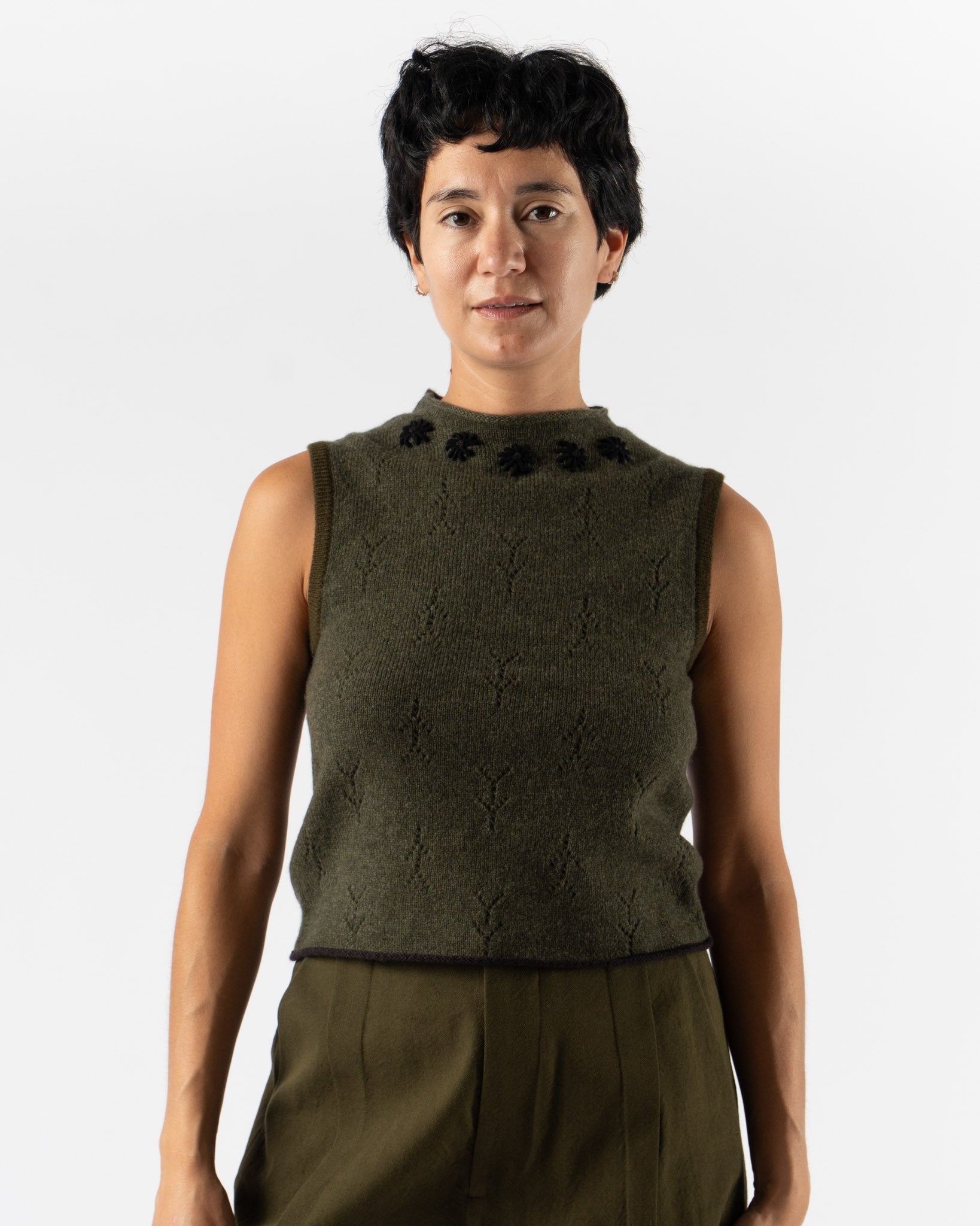 YanYan Daisy Crew Tank in Army