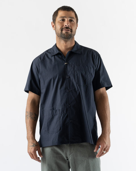 ペップengineered garments カグールシャツ　ネイビー Engineered Garments Camp Shirt in Navy Cotton Broadcloth Curated