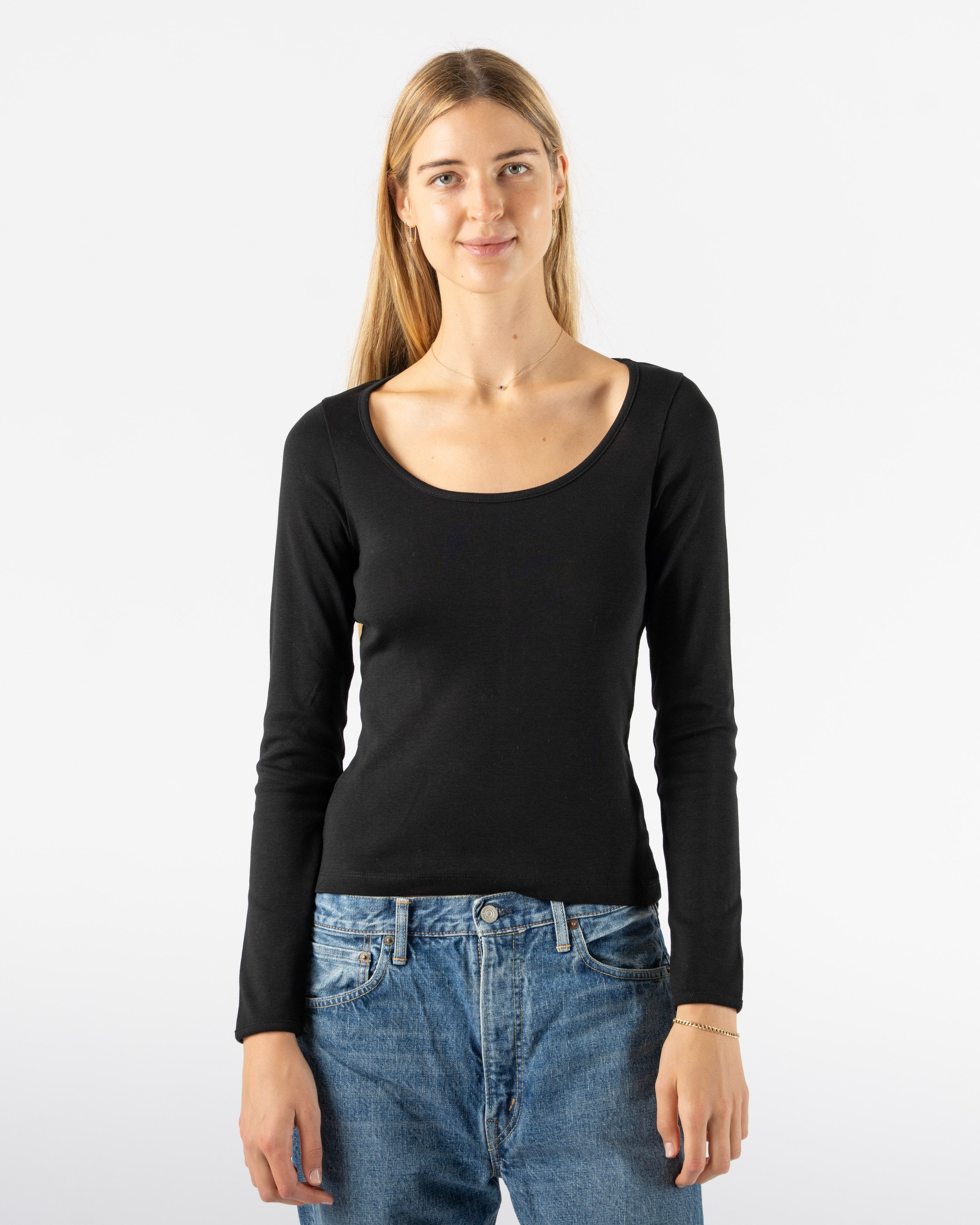 FLORE-FLORE-Fem-Longsleeve-in-Black-Curated-at-Jake-and-Jones-Santa-Barbara-Boutique