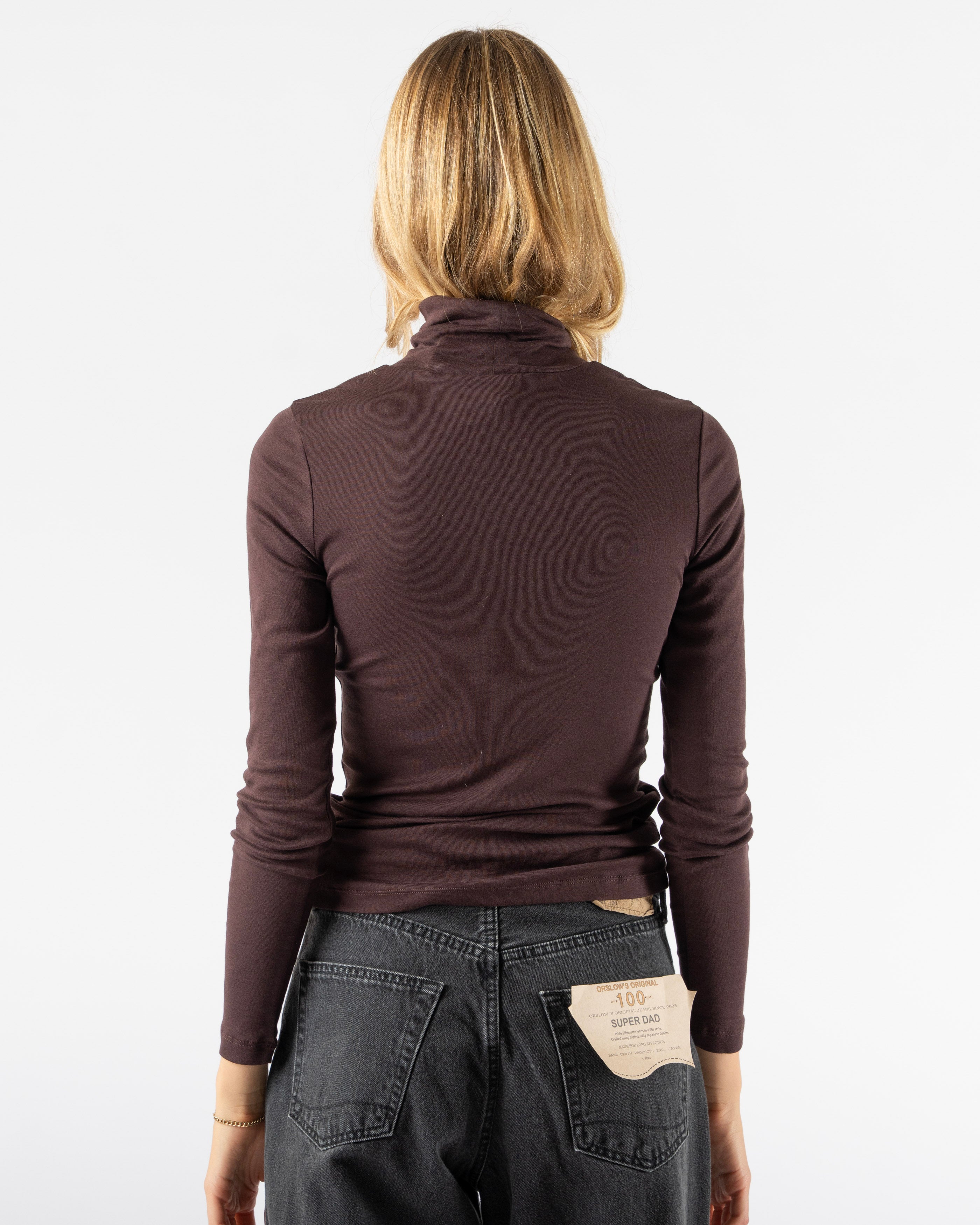 FLORE-FLORE-Lightweight-Dinah-Turtleneck-in-Chocolate-Plum-Curated-at-Jake-and-Jones-Santa-Barbara-Boutique